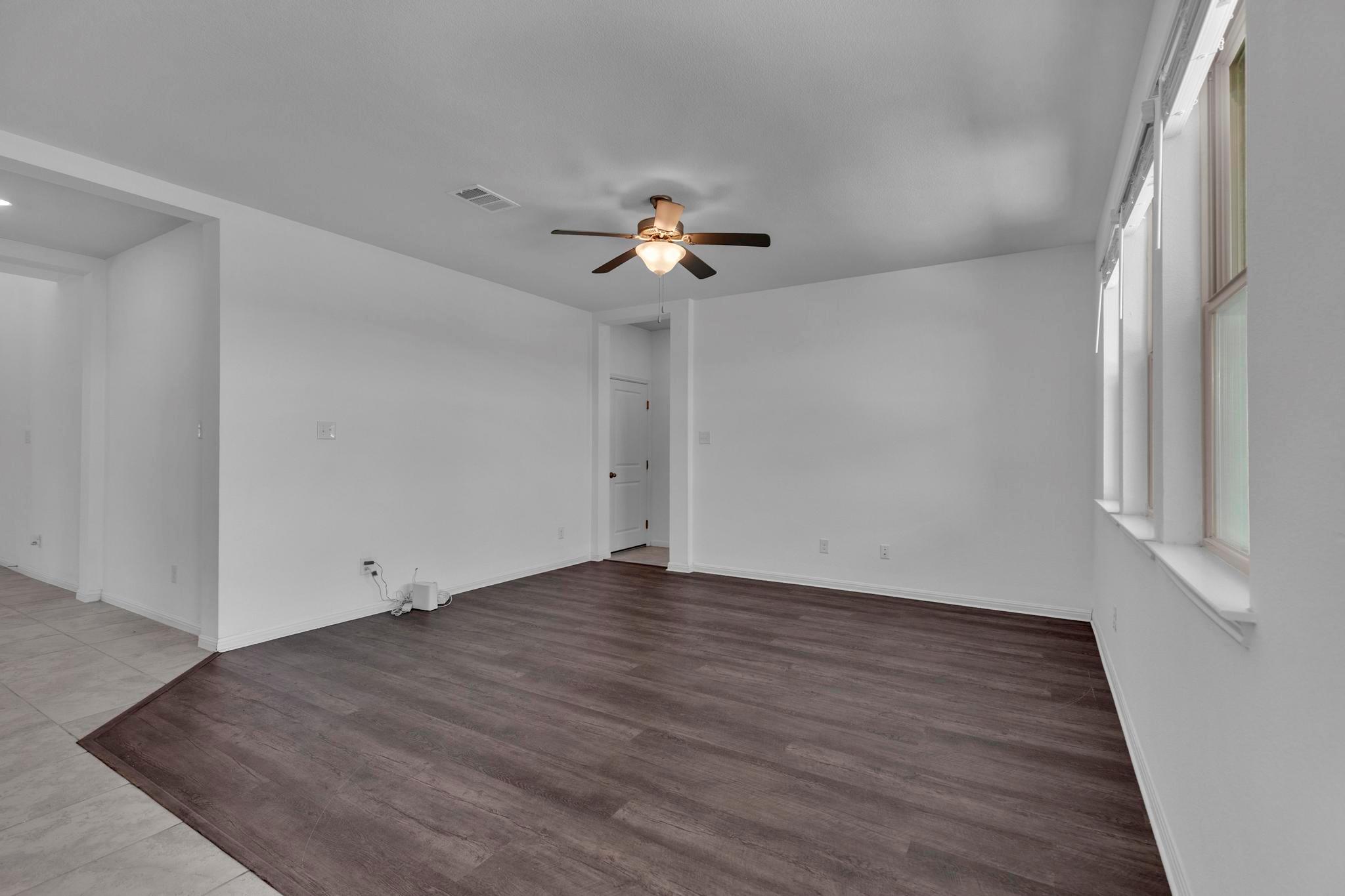 13709 Fallsprings Way, Manor, TX 78653