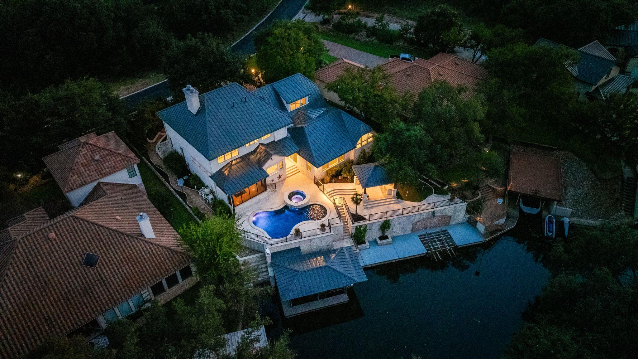 3605 Douglas Dr, Horseshoe Bay, TX 78657