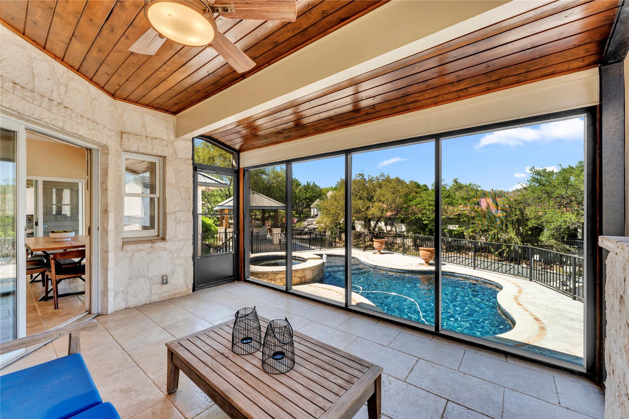 3605 Douglas Dr, Horseshoe Bay, TX 78657