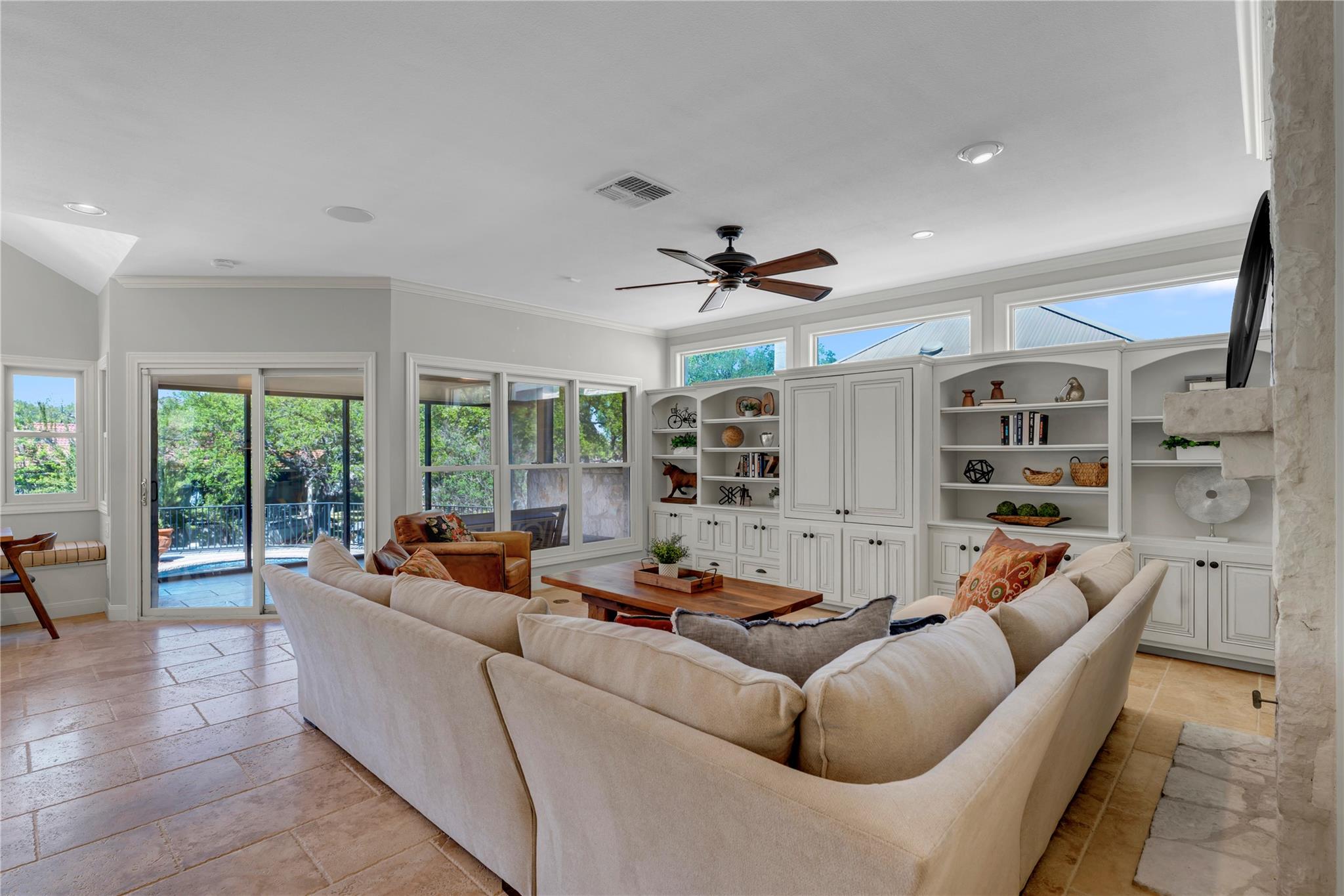 3605 Douglas Dr, Horseshoe Bay, TX 78657