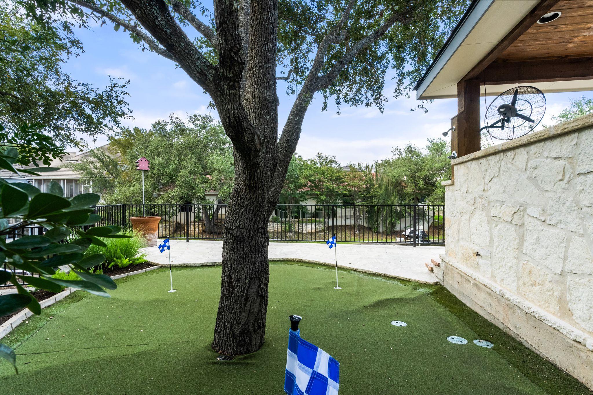 3605 Douglas Dr, Horseshoe Bay, TX 78657