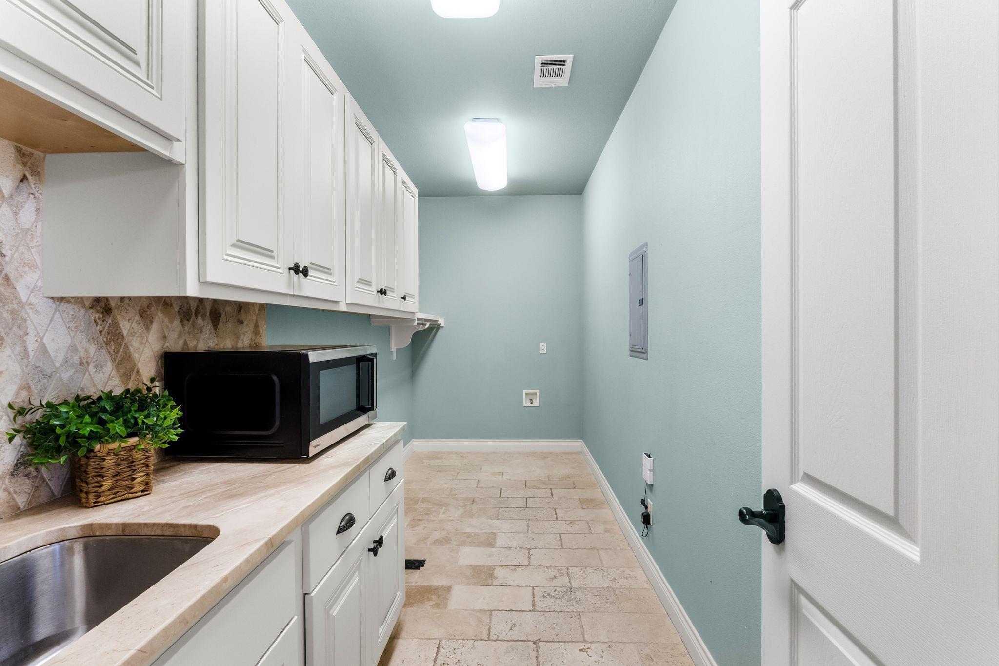 3605 Douglas Dr, Horseshoe Bay, TX 78657