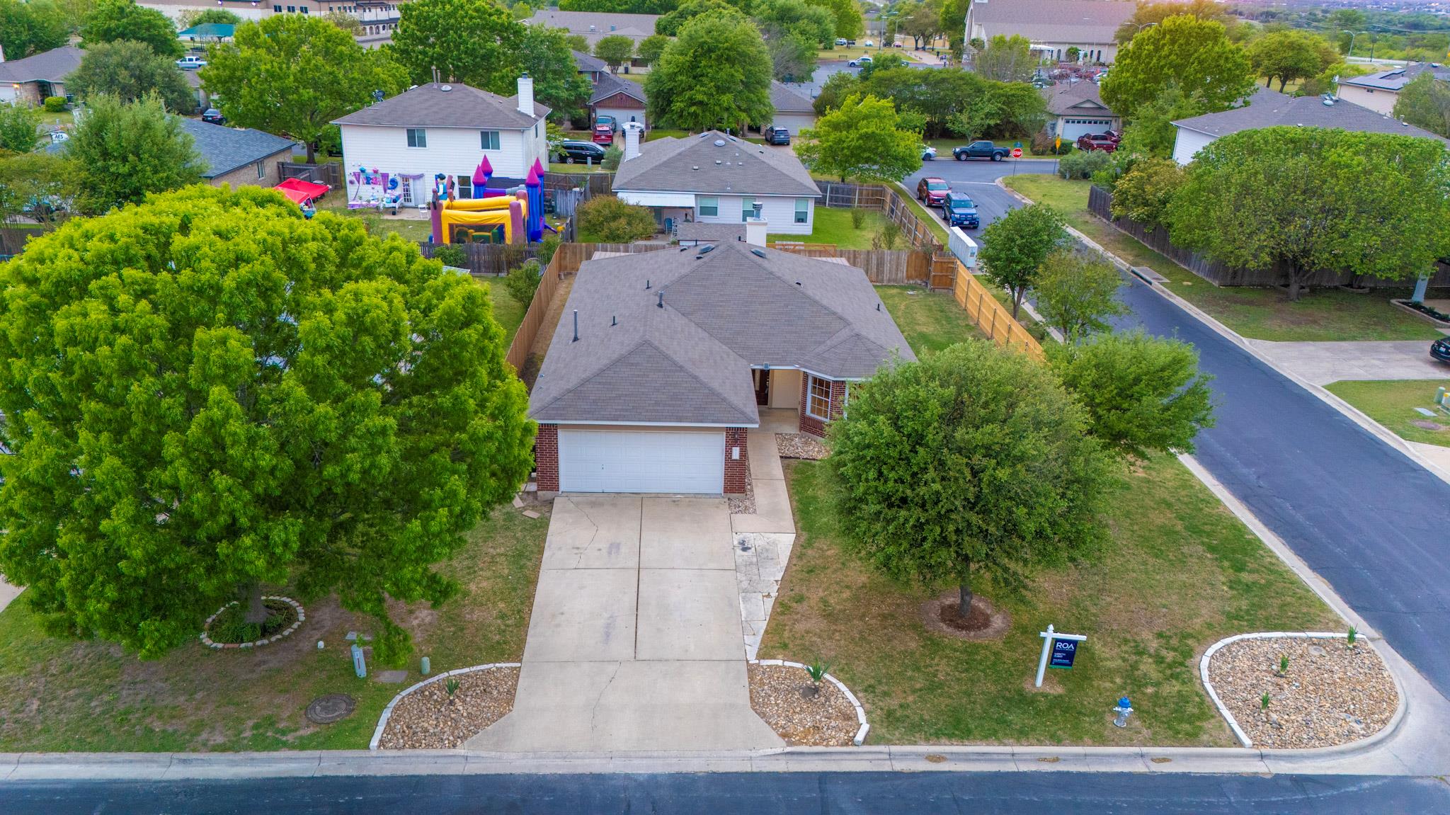 1302 Newbury St, Georgetown, TX 78626