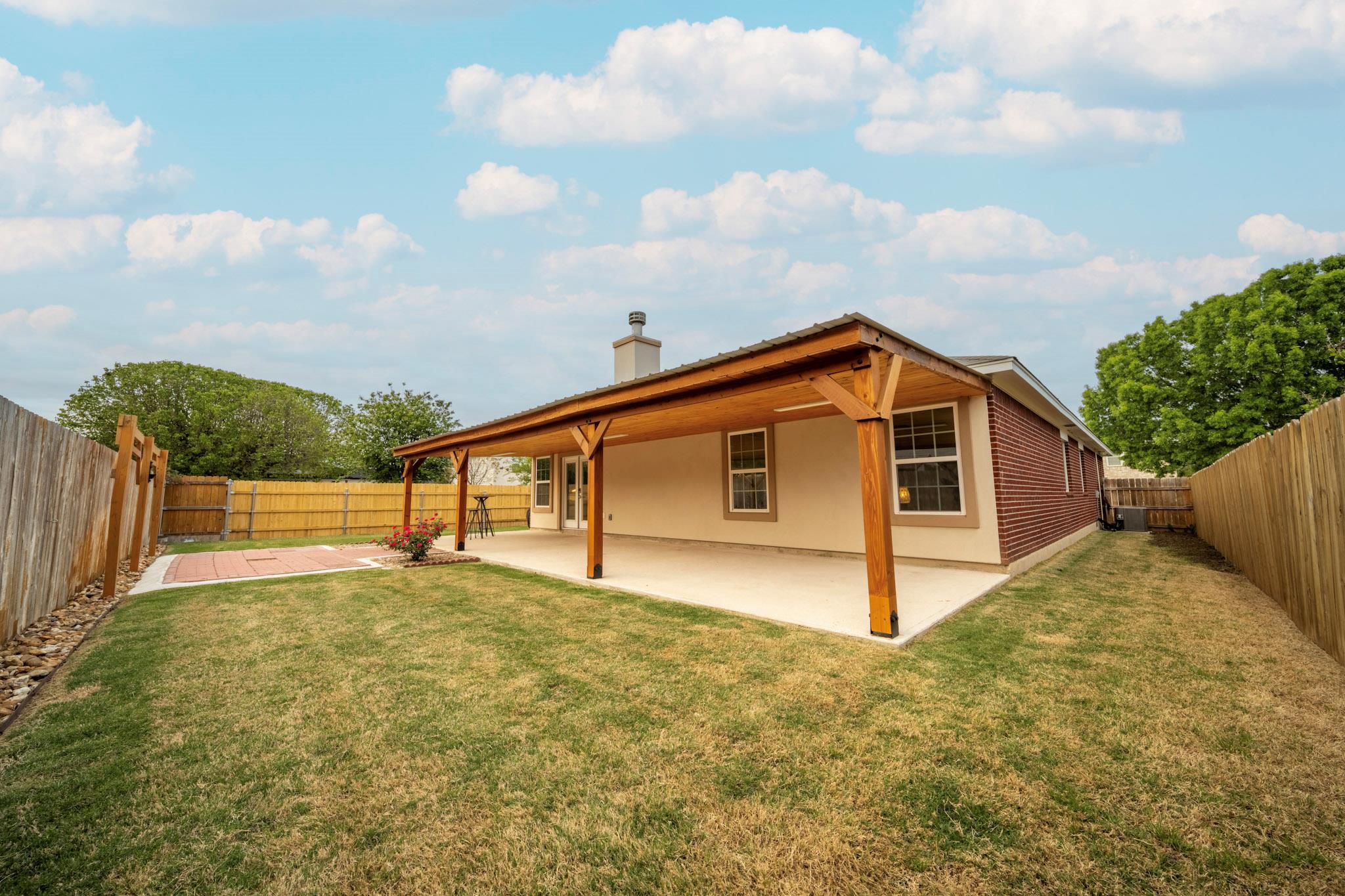 1302 Newbury St, Georgetown, TX 78626