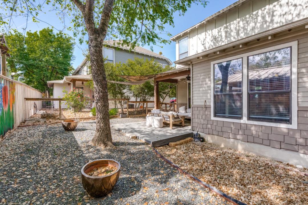 1318 Newning Ave # C, Austin, TX 78704