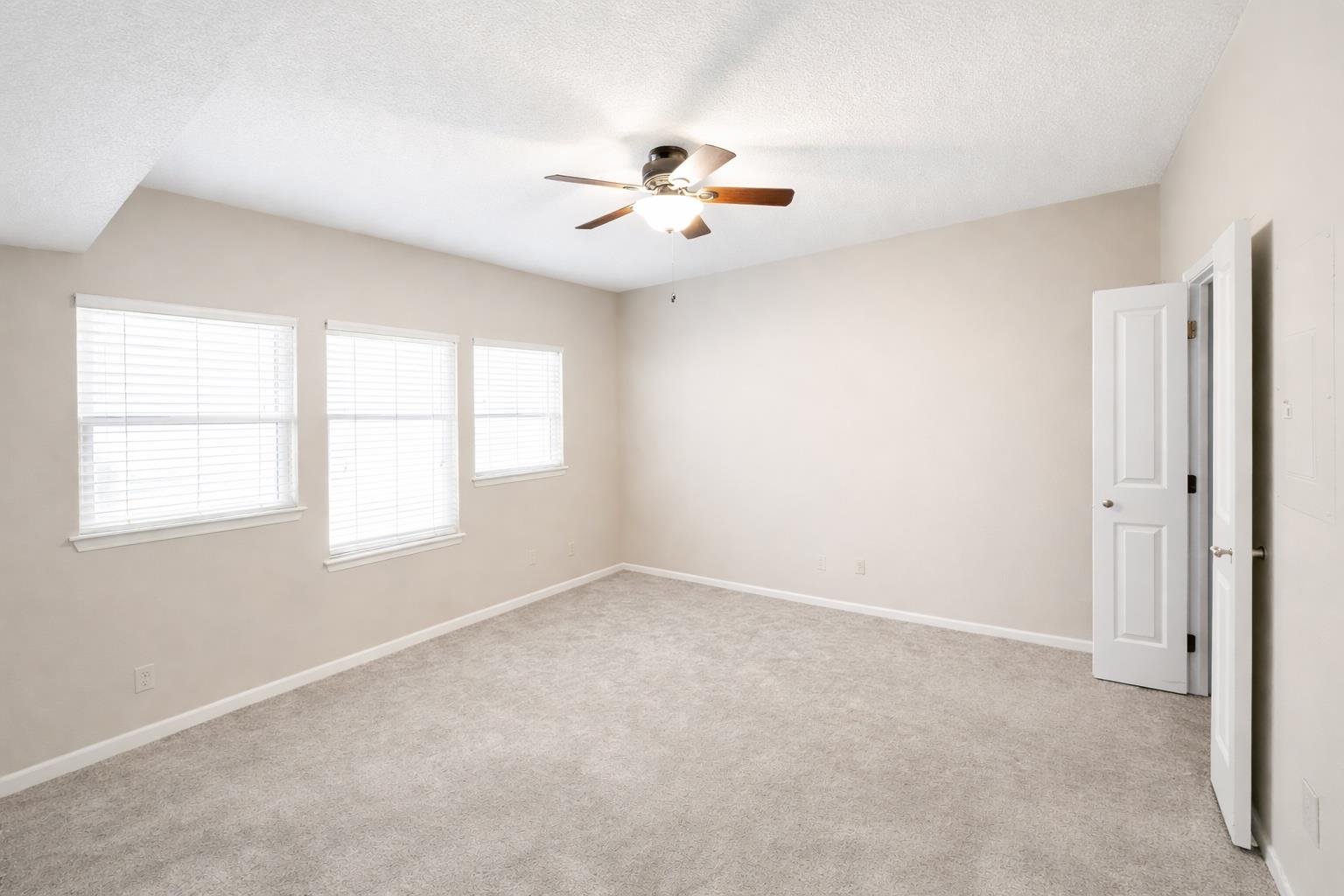 808 W 29th St # 206, Austin, TX 78705