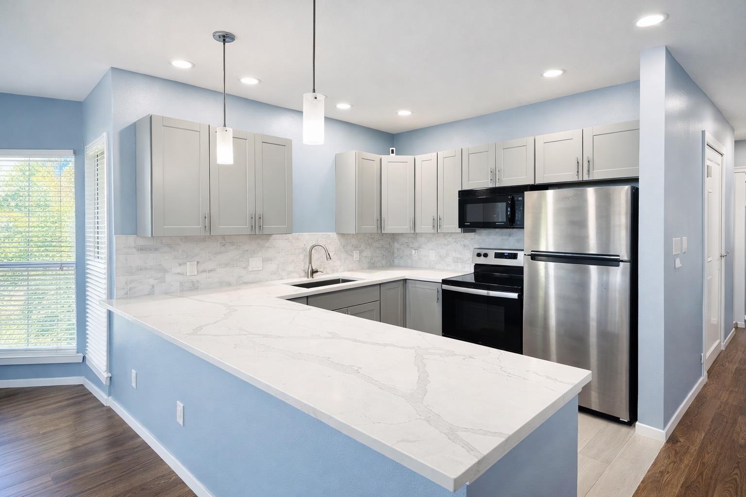 808 W 29th St # 206, Austin, TX 78705