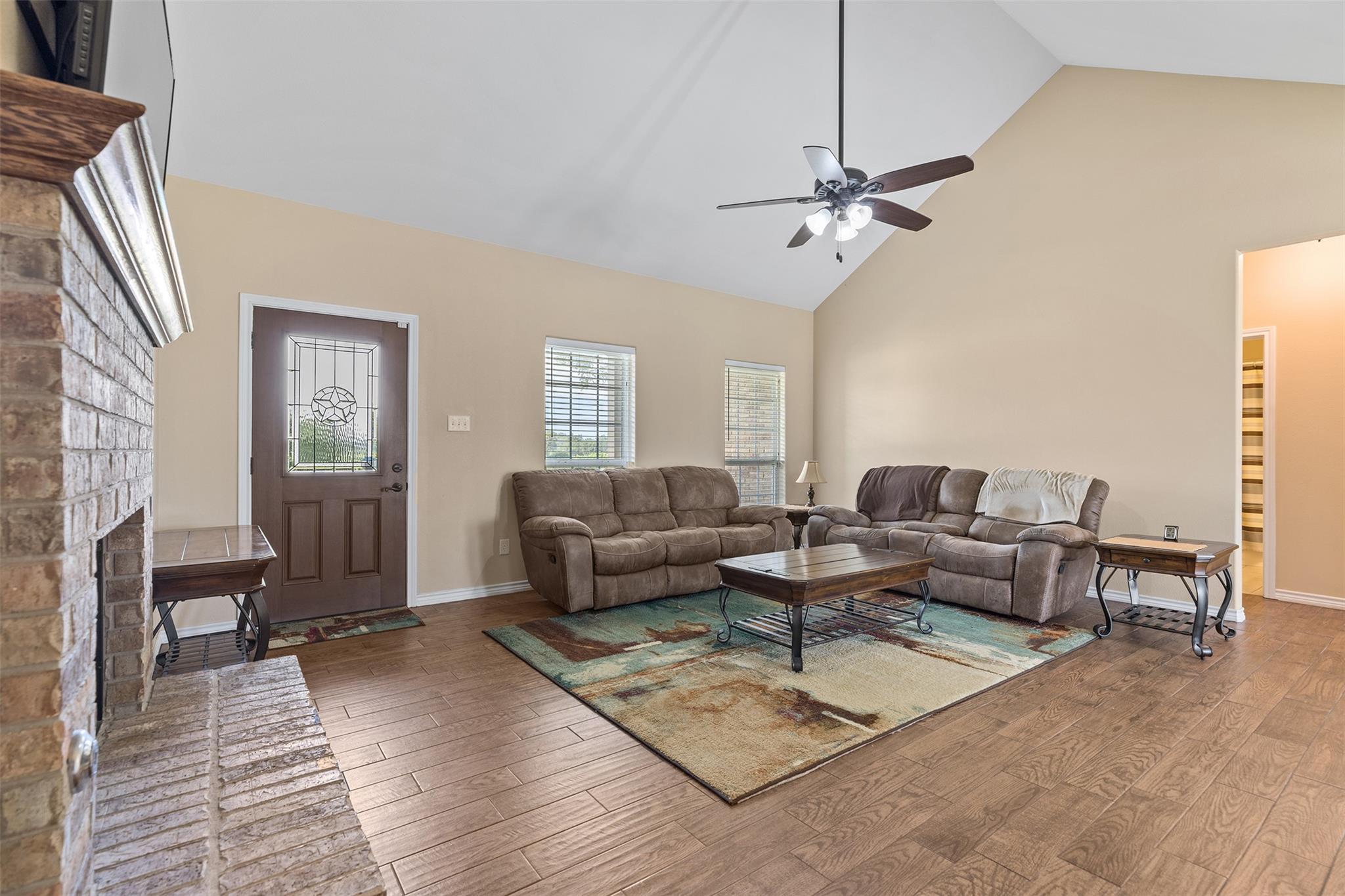 1504 County Road 459, Thorndale, TX 76577