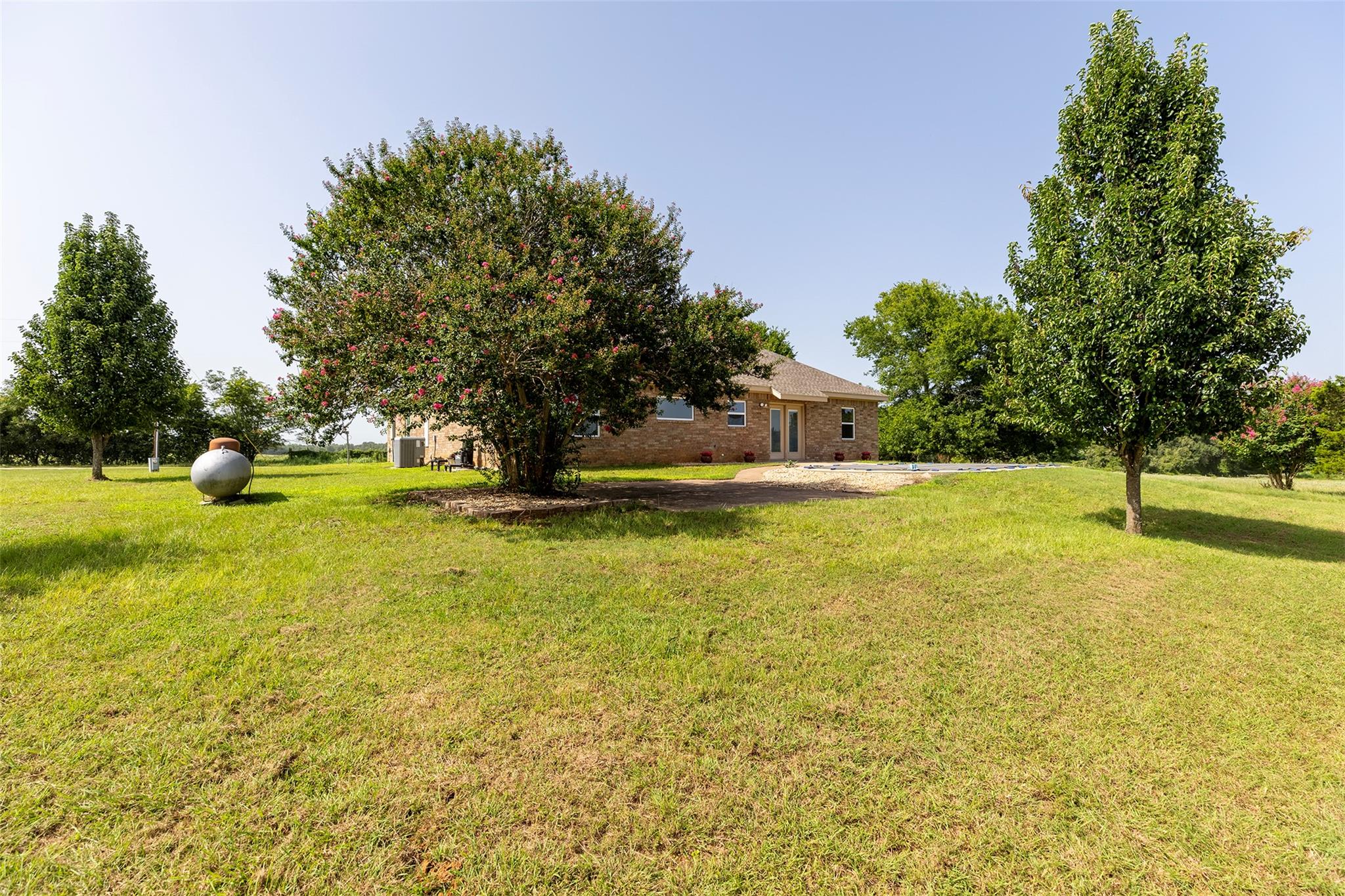 1504 County Road 459, Thorndale, TX 76577