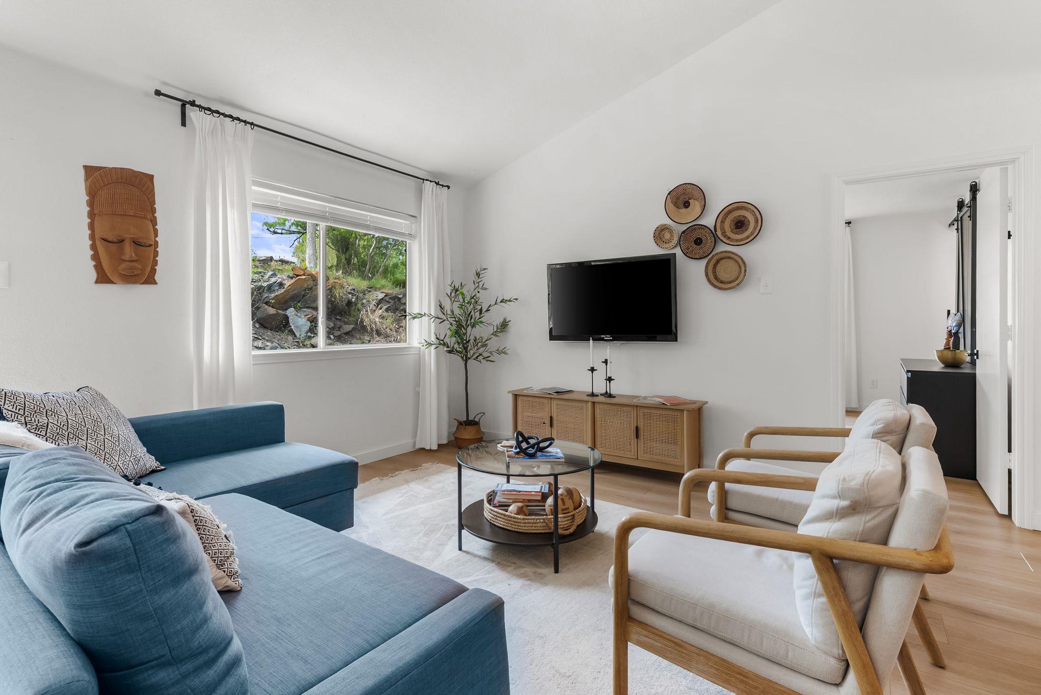 305 Mountain View, Sunrise Beach, TX 78643