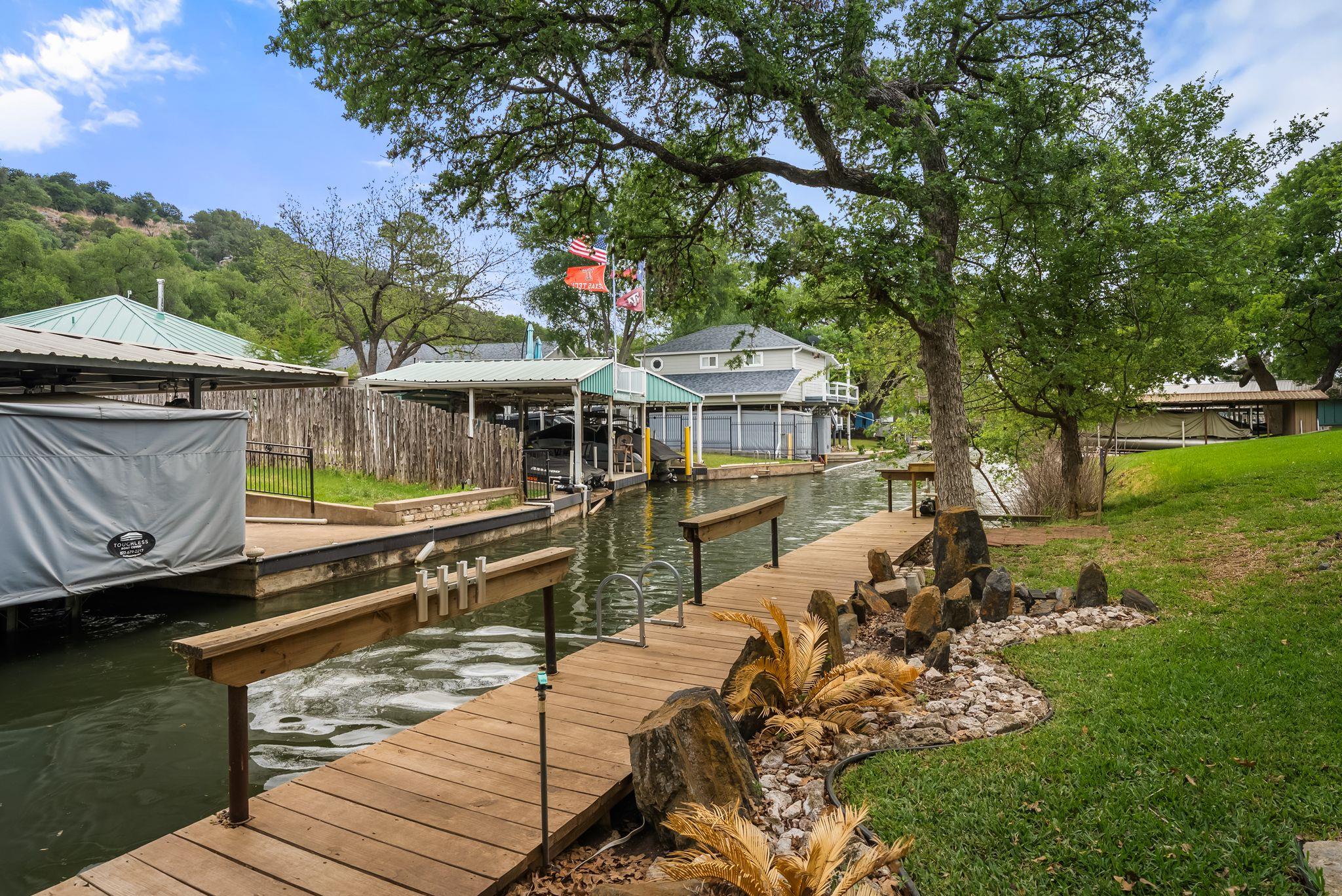 305 Mountain View, Sunrise Beach, TX 78643