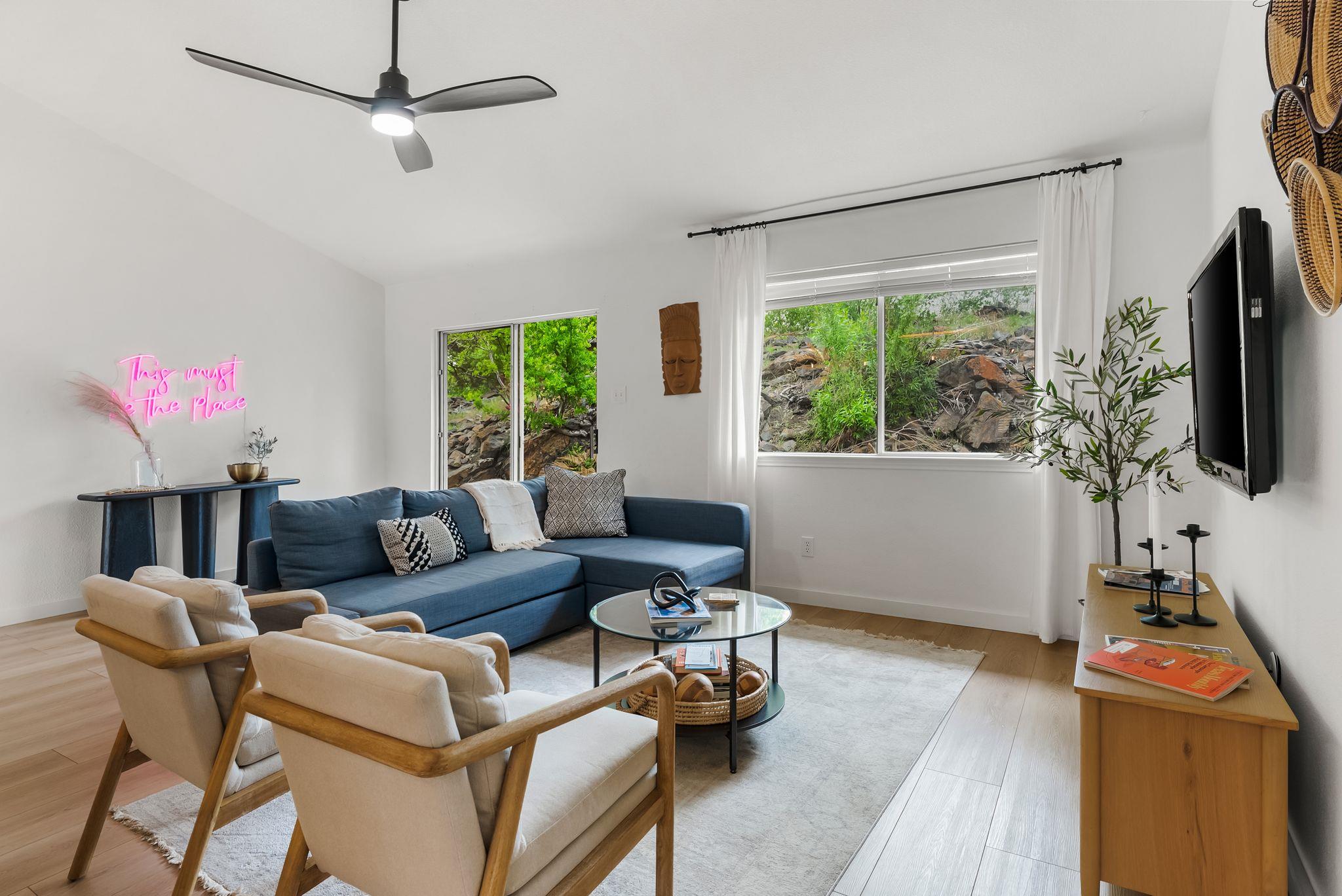 305 Mountain View, Sunrise Beach, TX 78643