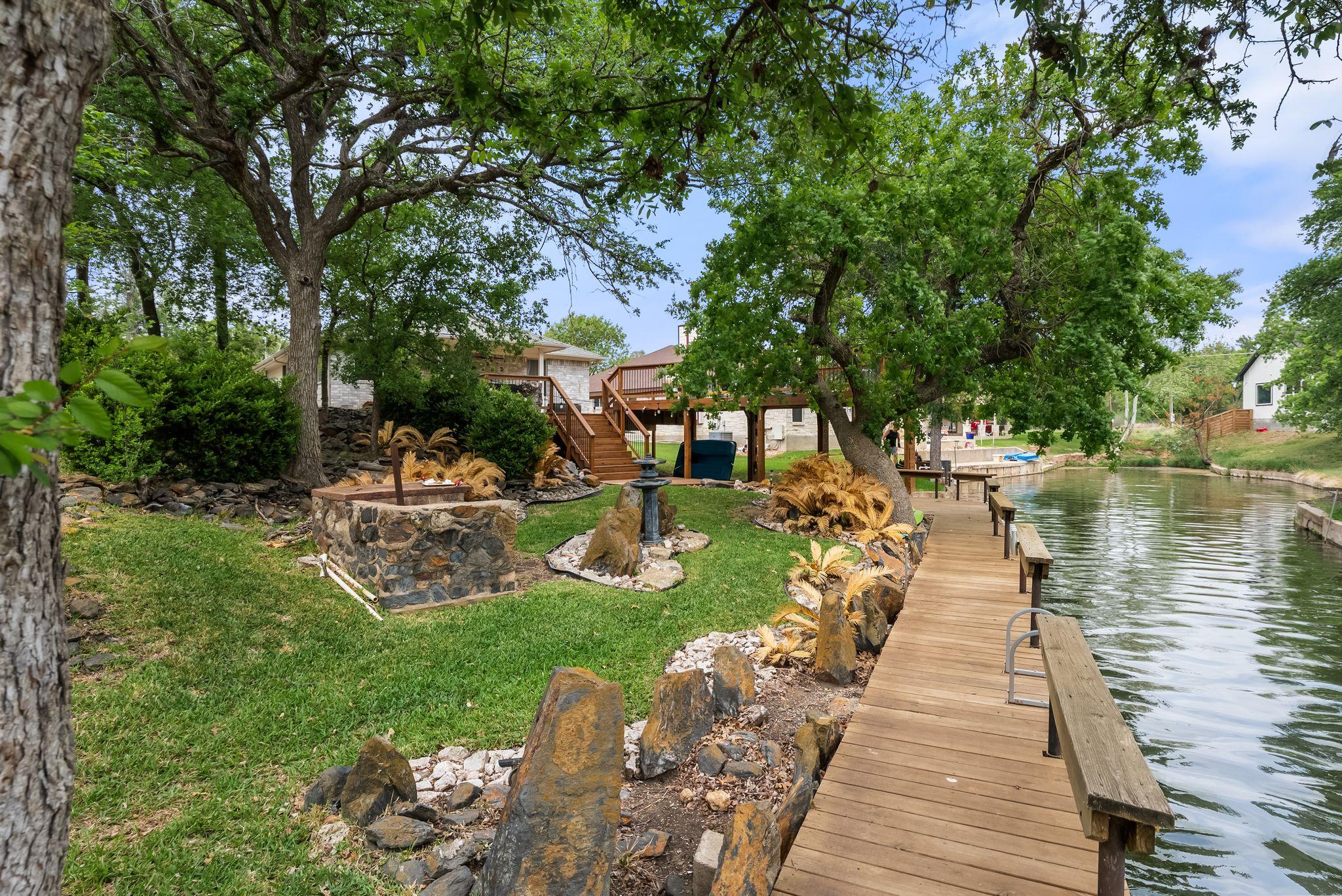 305 Mountain View, Sunrise Beach, TX 78643