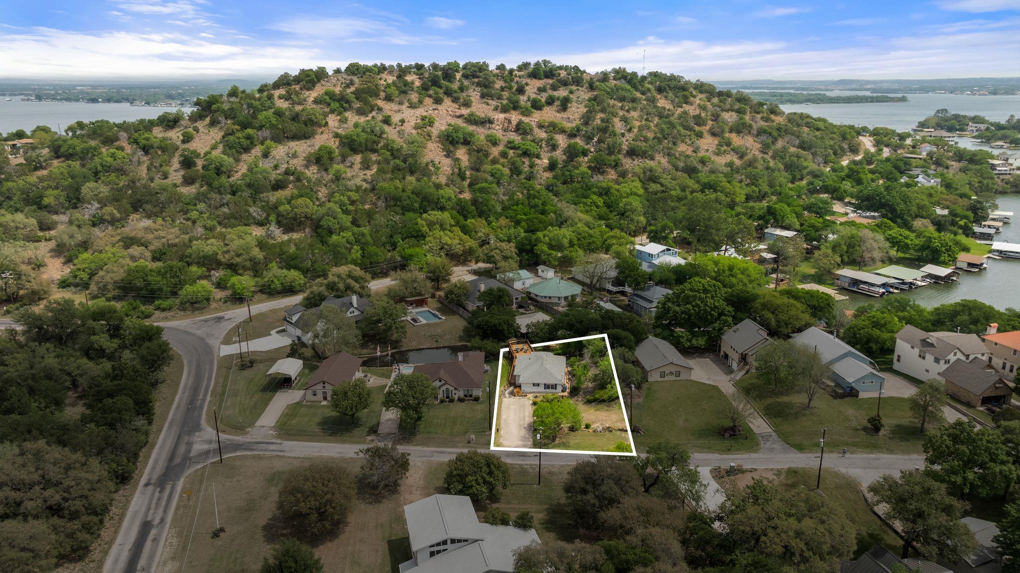 305 Mountain View, Sunrise Beach, TX 78643