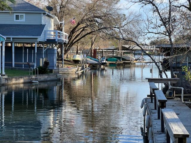 305 Mountain View, Sunrise Beach, TX 78643