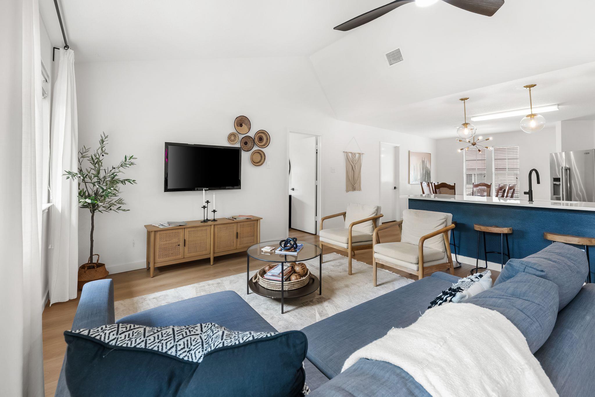 305 Mountain View, Sunrise Beach, TX 78643