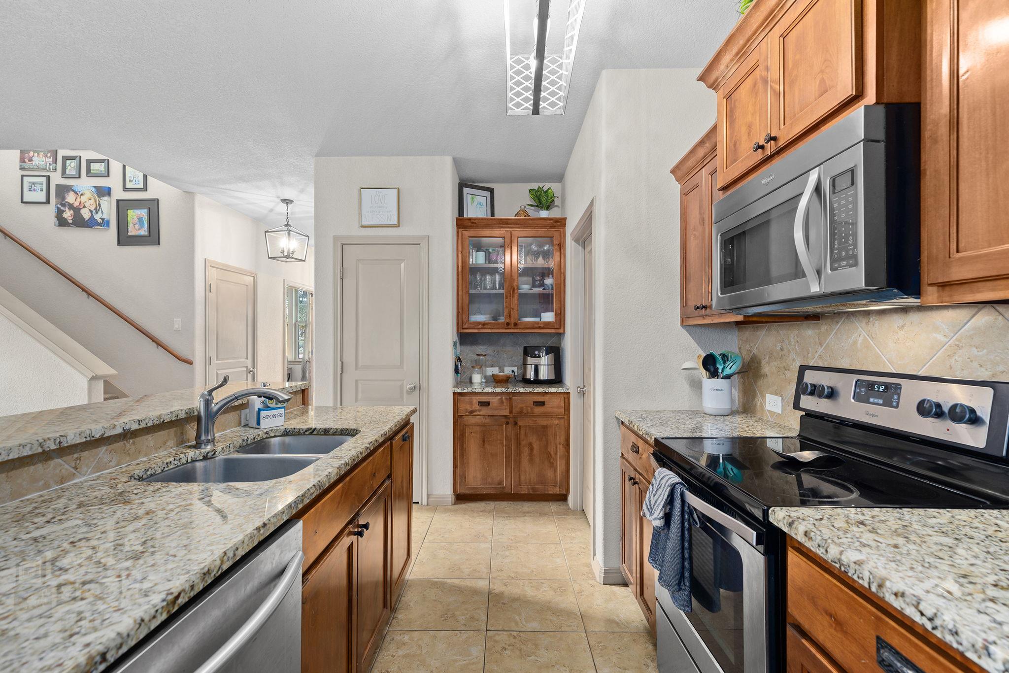 714 Algerita Dr, Georgetown, TX 78628