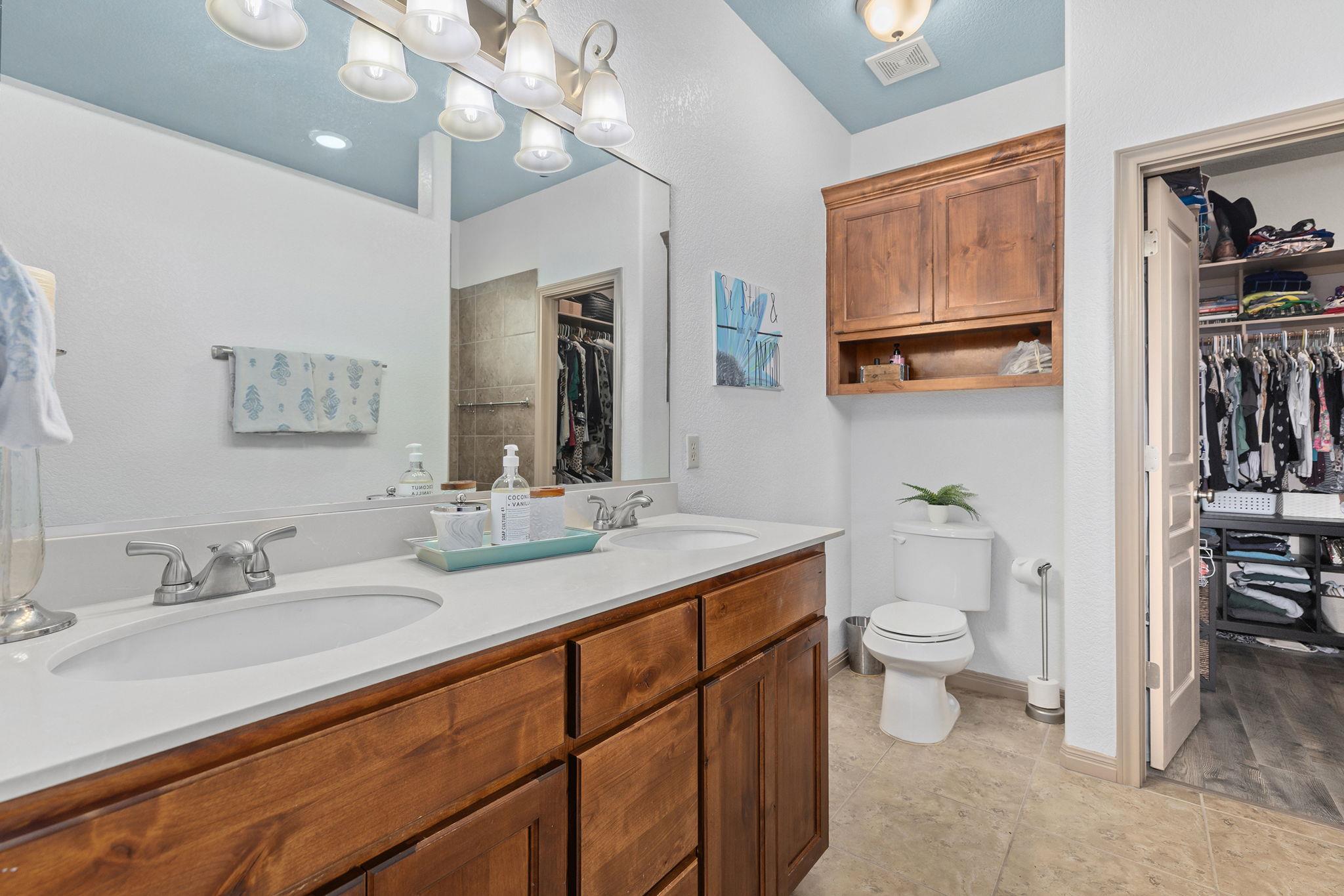 714 Algerita Dr, Georgetown, TX 78628