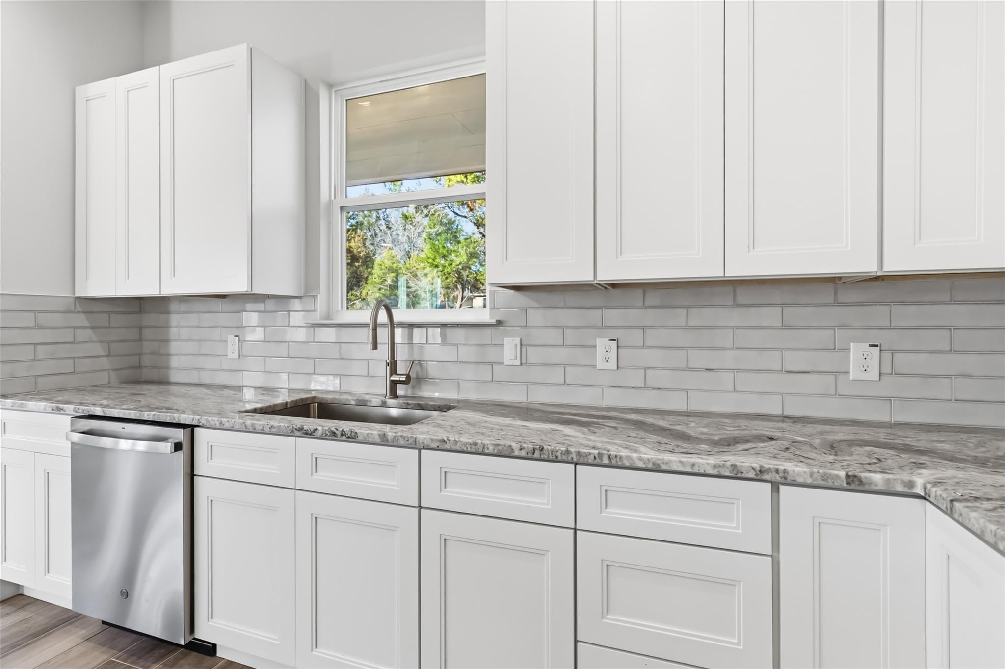 17 Summertime Cir, Wimberley, TX 78676