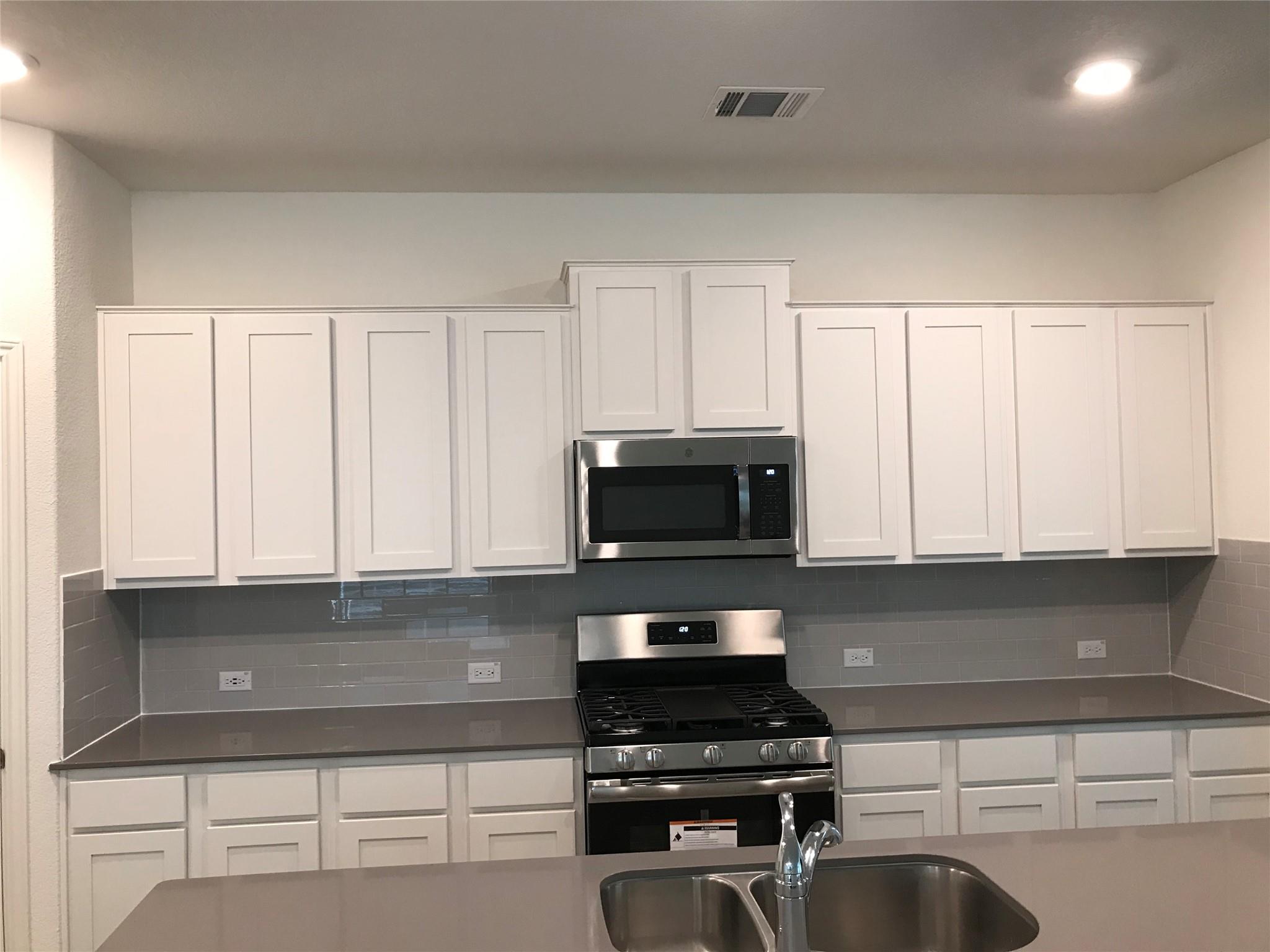 1200 Nokota Bnd, Georgetown, TX 78626