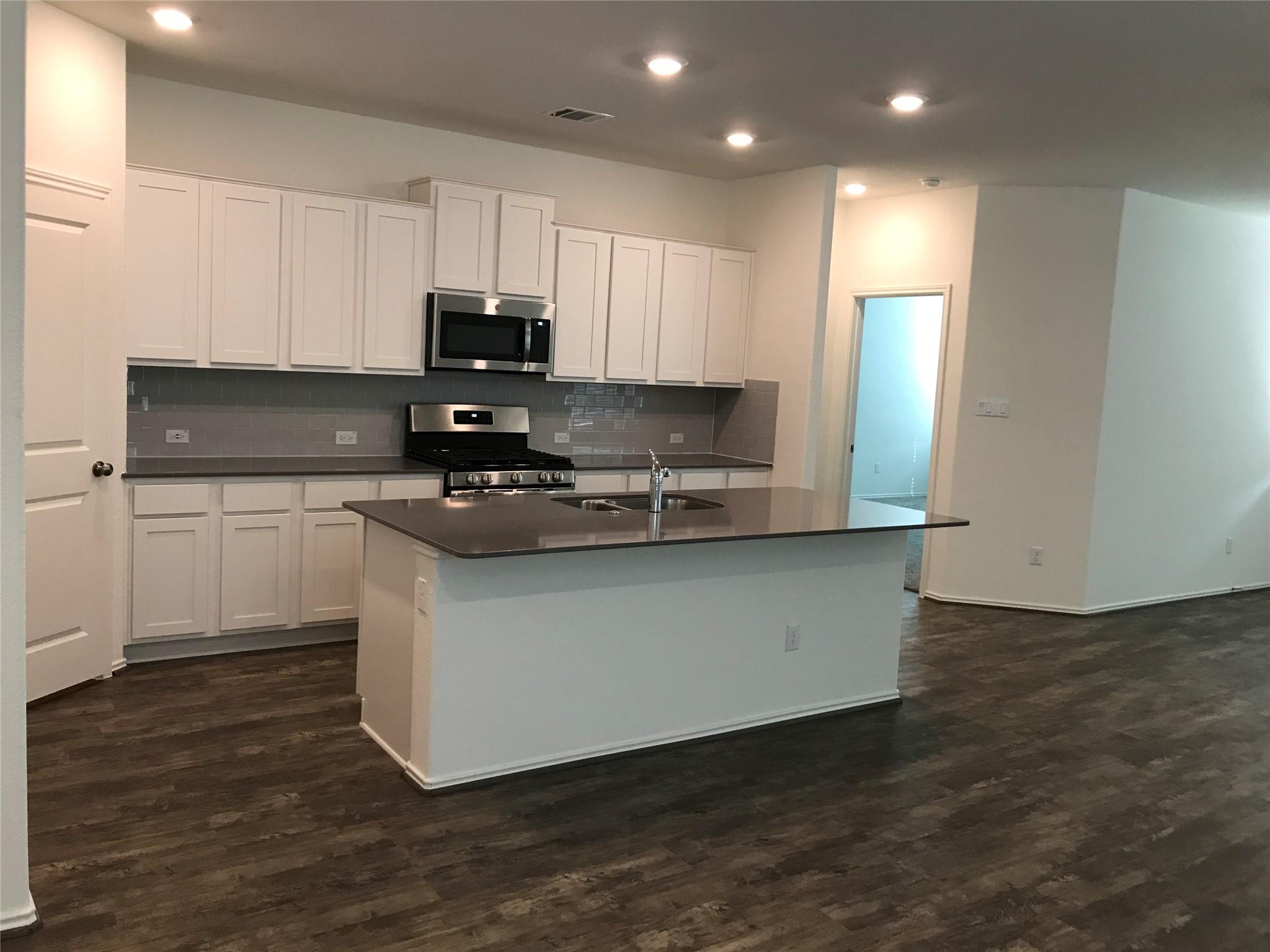 1200 Nokota Bnd, Georgetown, TX 78626