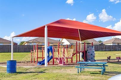 176 Pebble Creek Ln, Buda, TX 78610