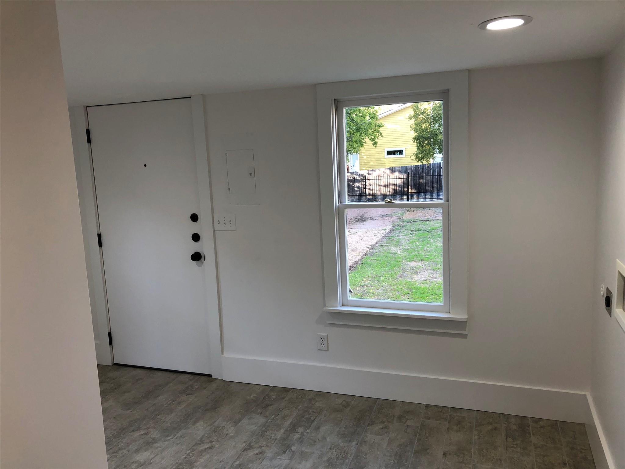 2004 Rosewood Ave, Austin, TX 78702