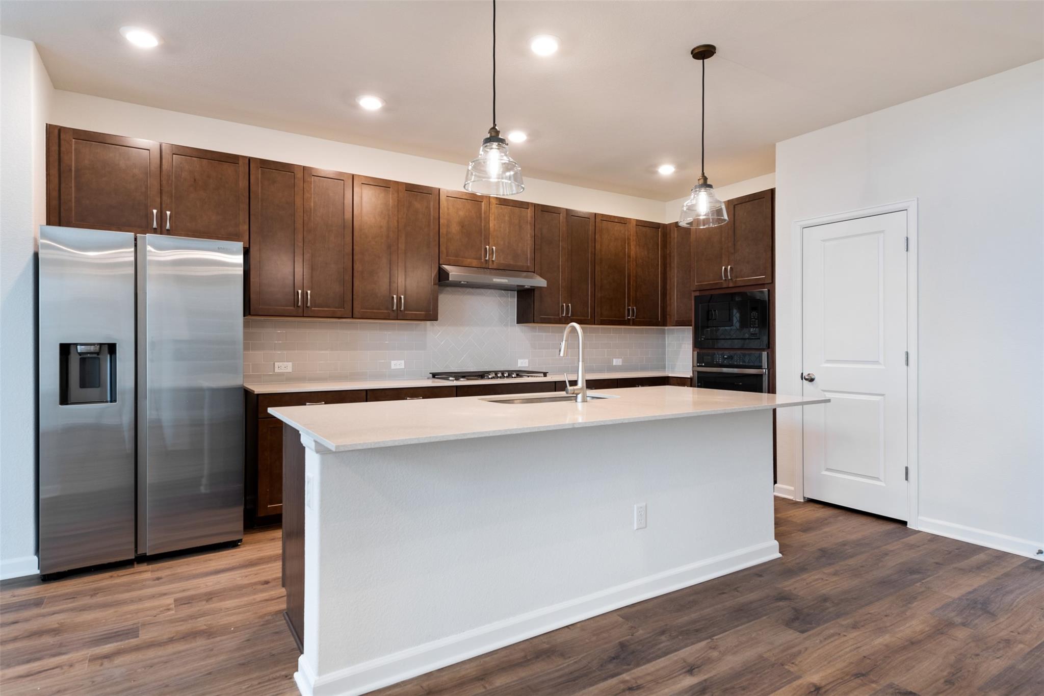 801 Simmental Loop, Hutto, TX 78634