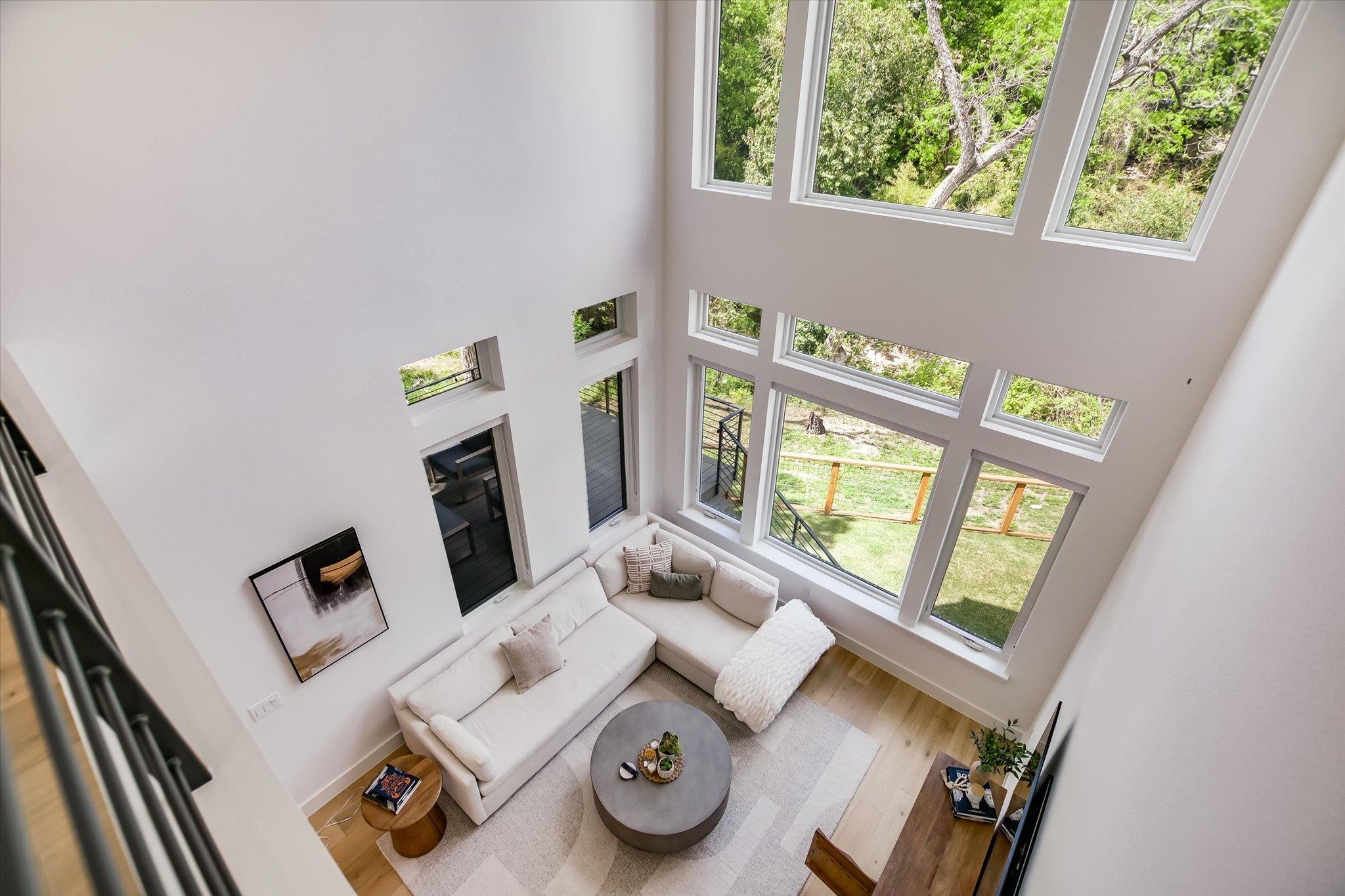 900 S 2nd St # 6, Austin, TX 78704