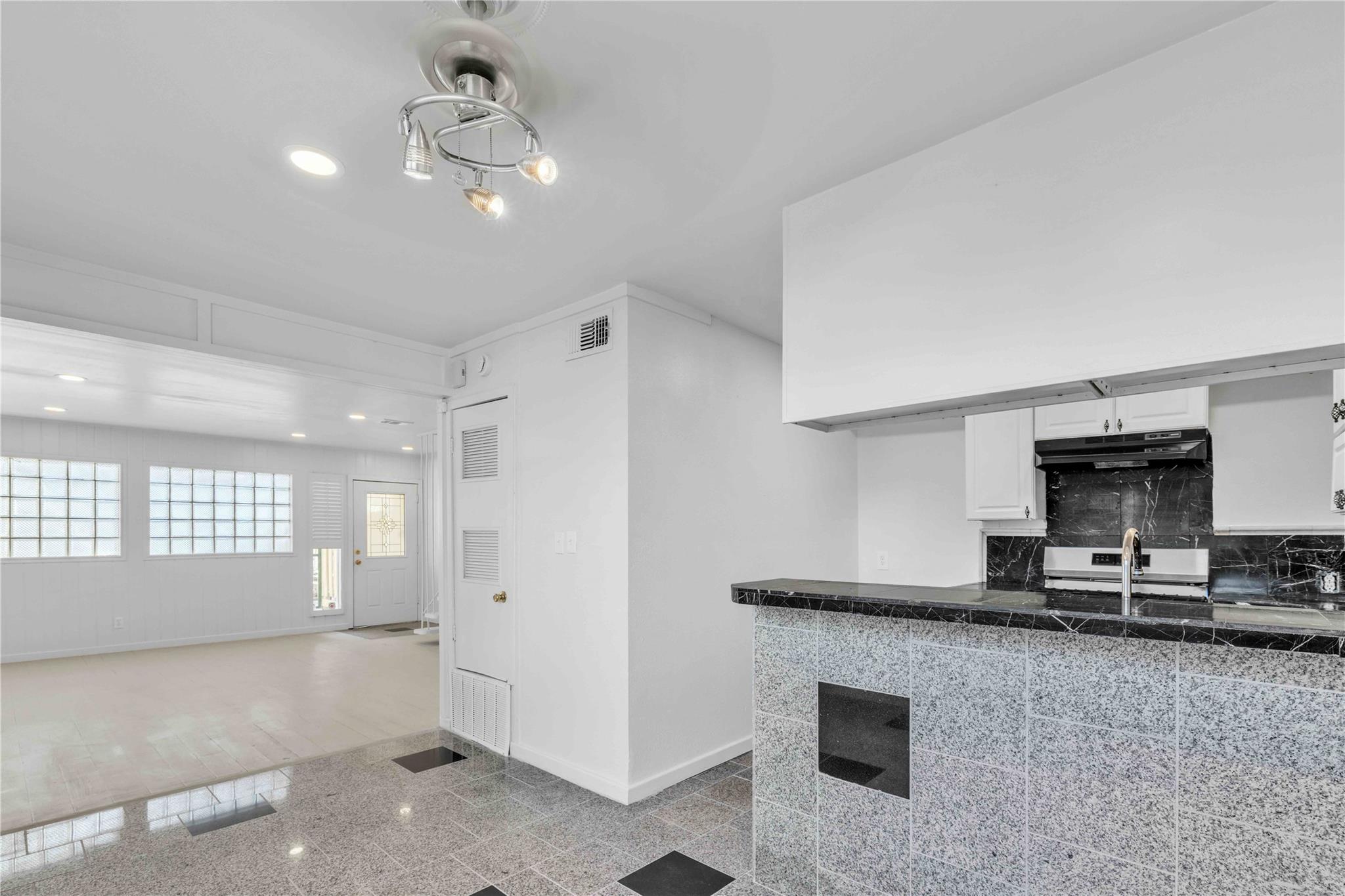 5210 Woodrow Ave, Austin, TX 78756