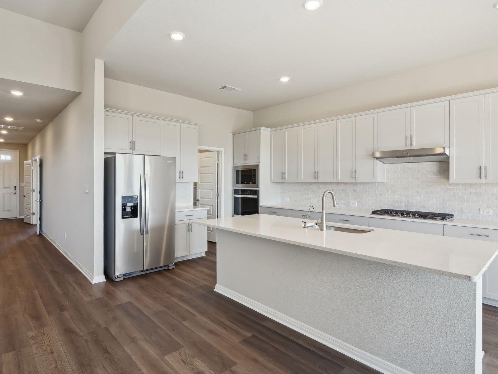 1836 South Main St, Kyle, TX 78640