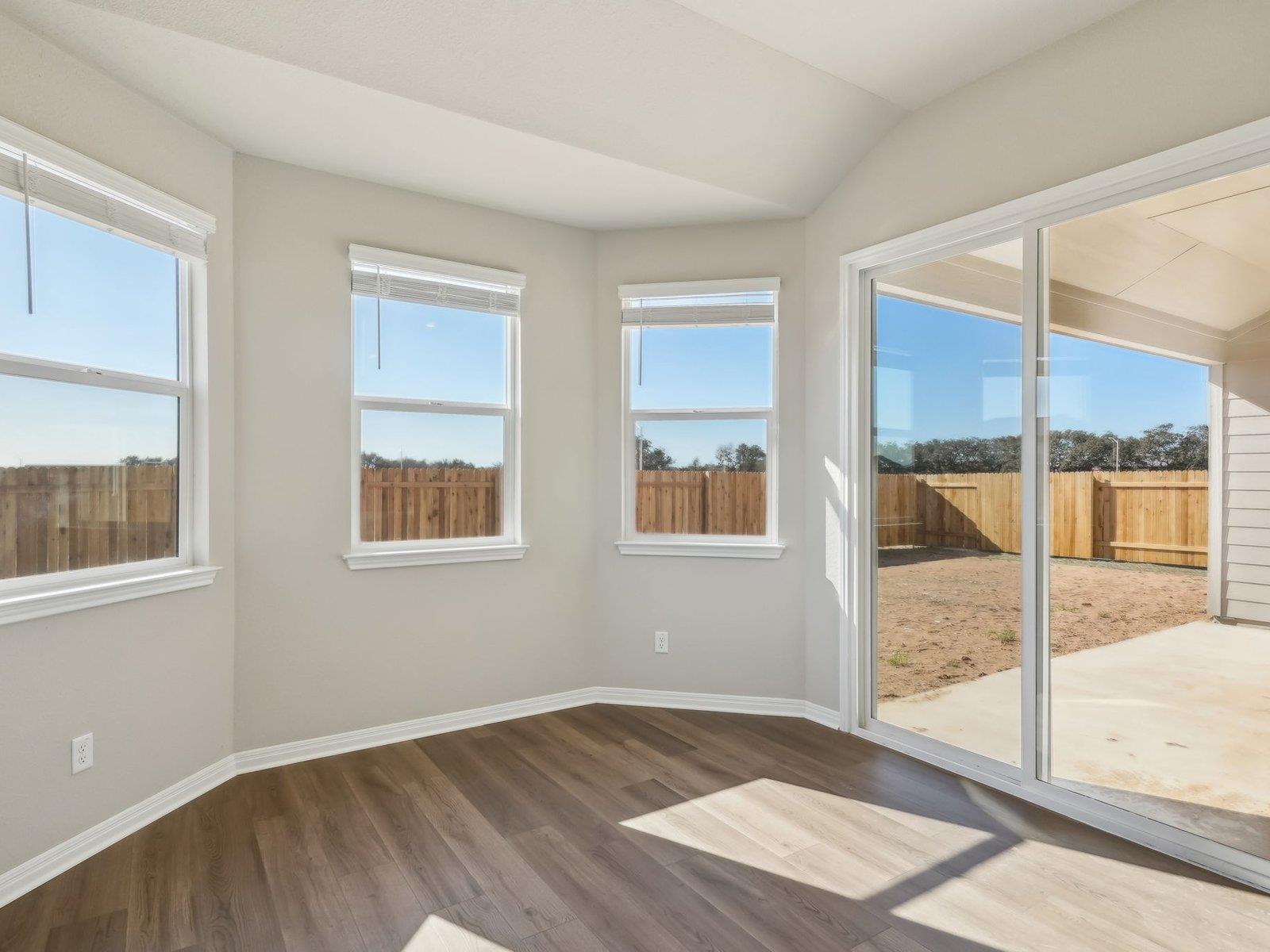 1836 South Main St, Kyle, TX 78640