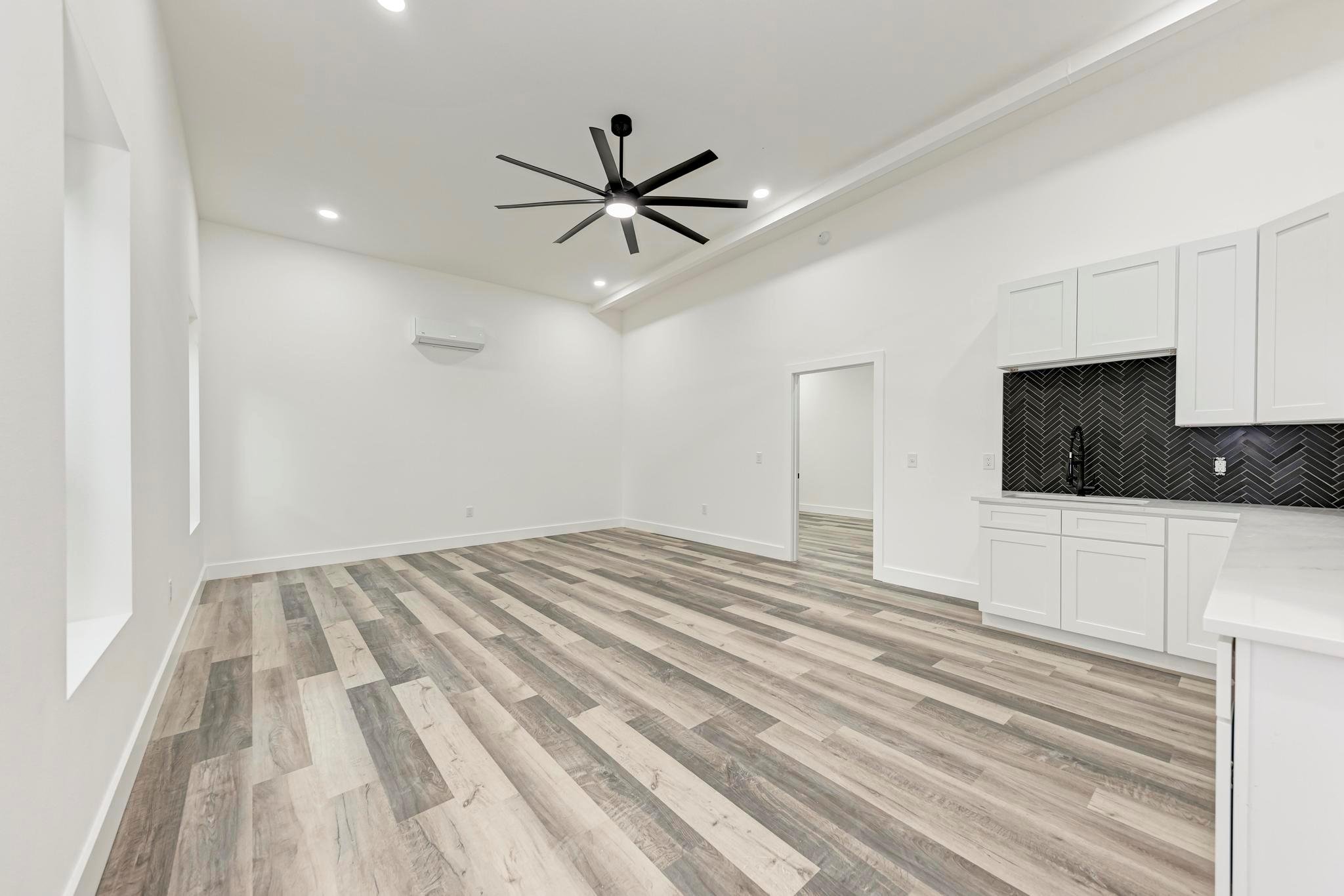 4190 W FM 243, Bertram, TX 78605