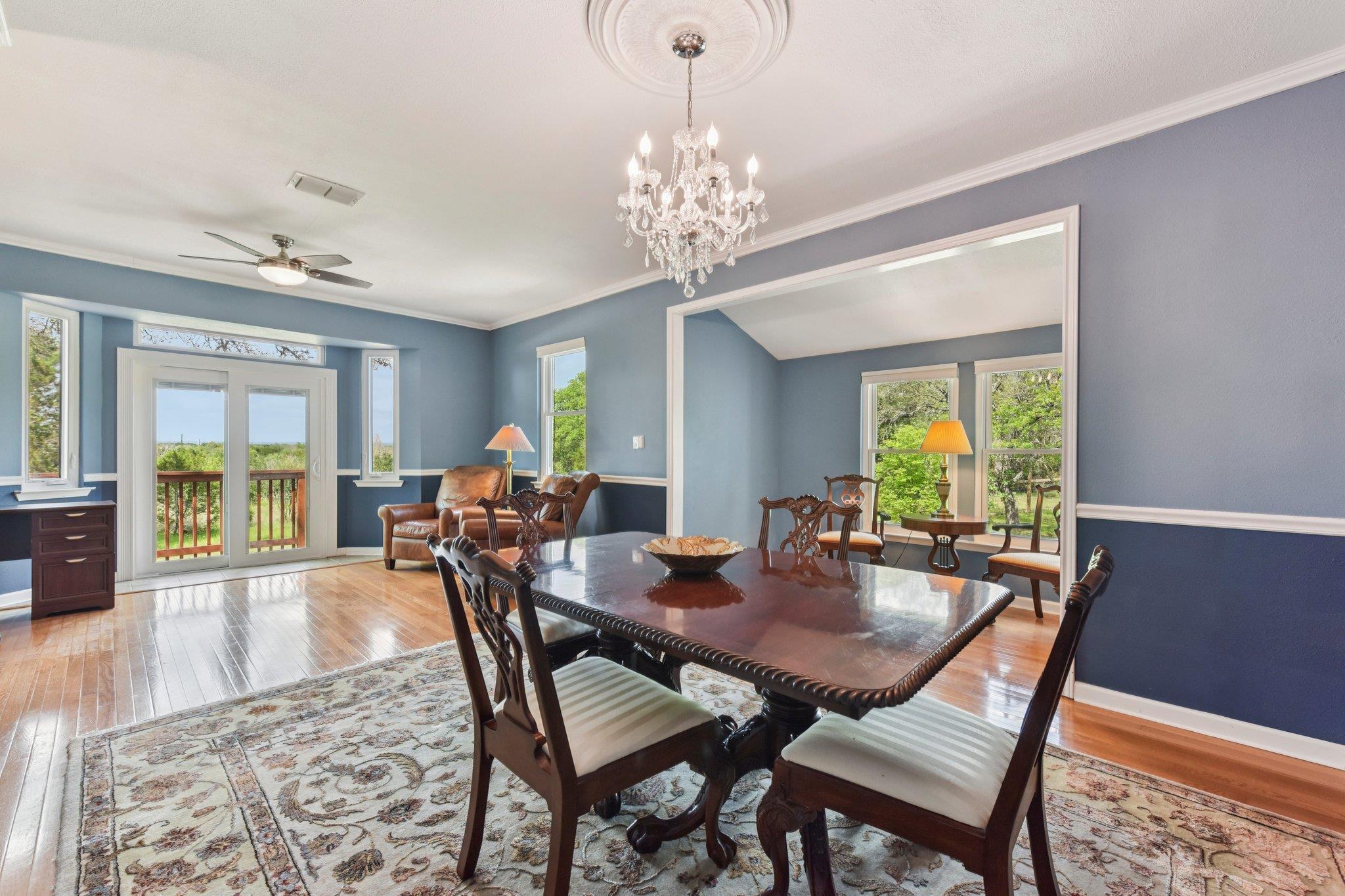 126 County Road 420 Rd, Spicewood, TX 78669