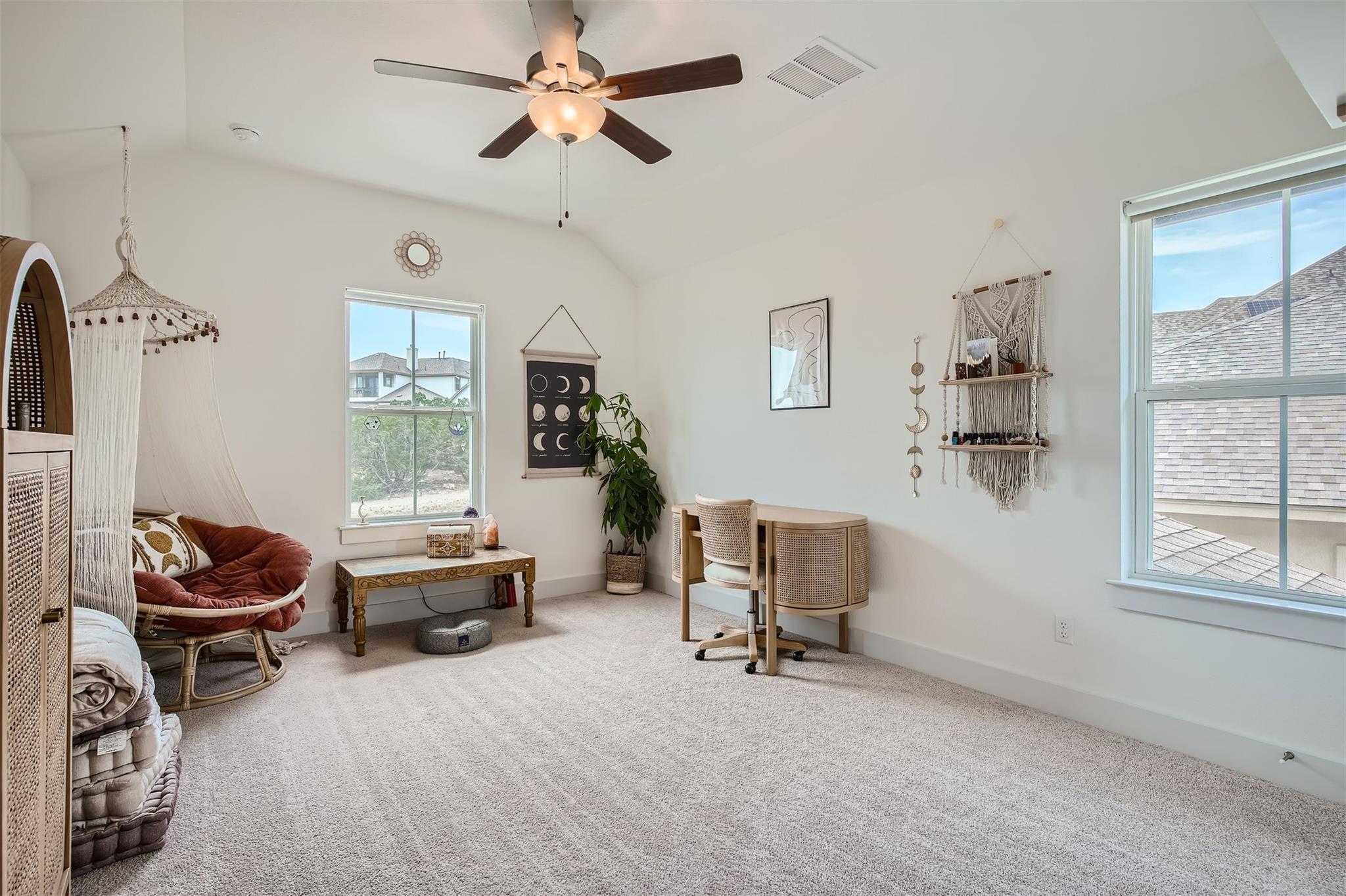 19444 Serenity Ln, Lago Vista, TX 78645