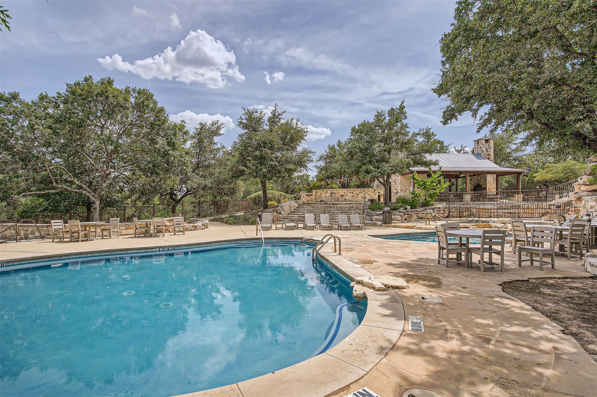19444 Serenity Ln, Lago Vista, TX 78645