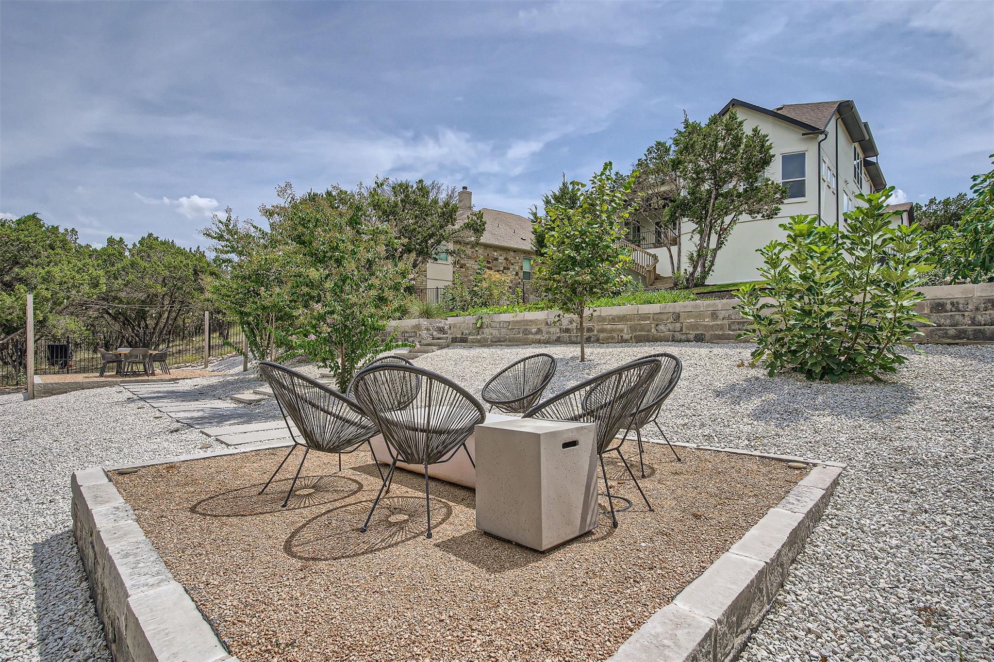 19444 Serenity Ln, Lago Vista, TX 78645