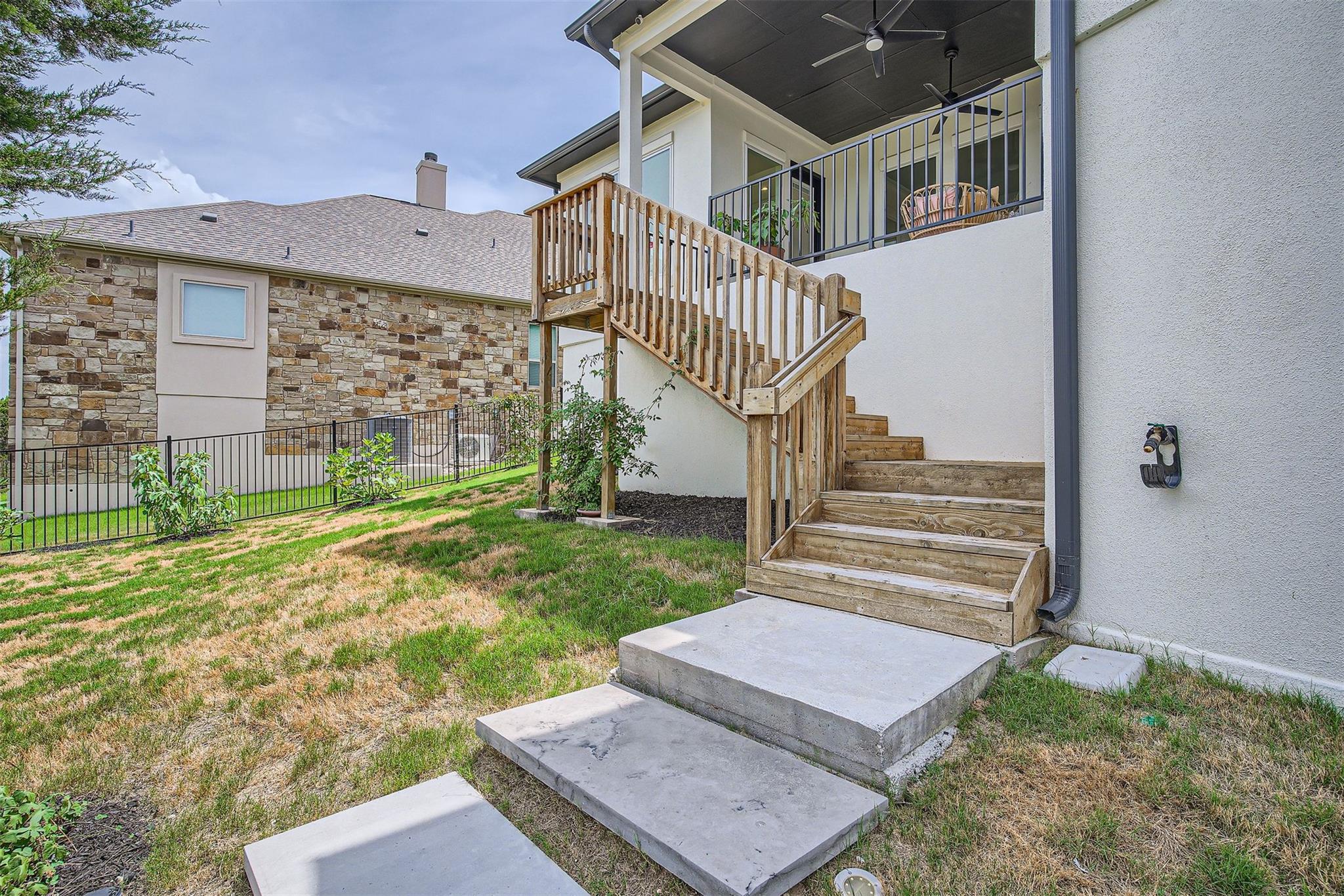 19444 Serenity Ln, Lago Vista, TX 78645