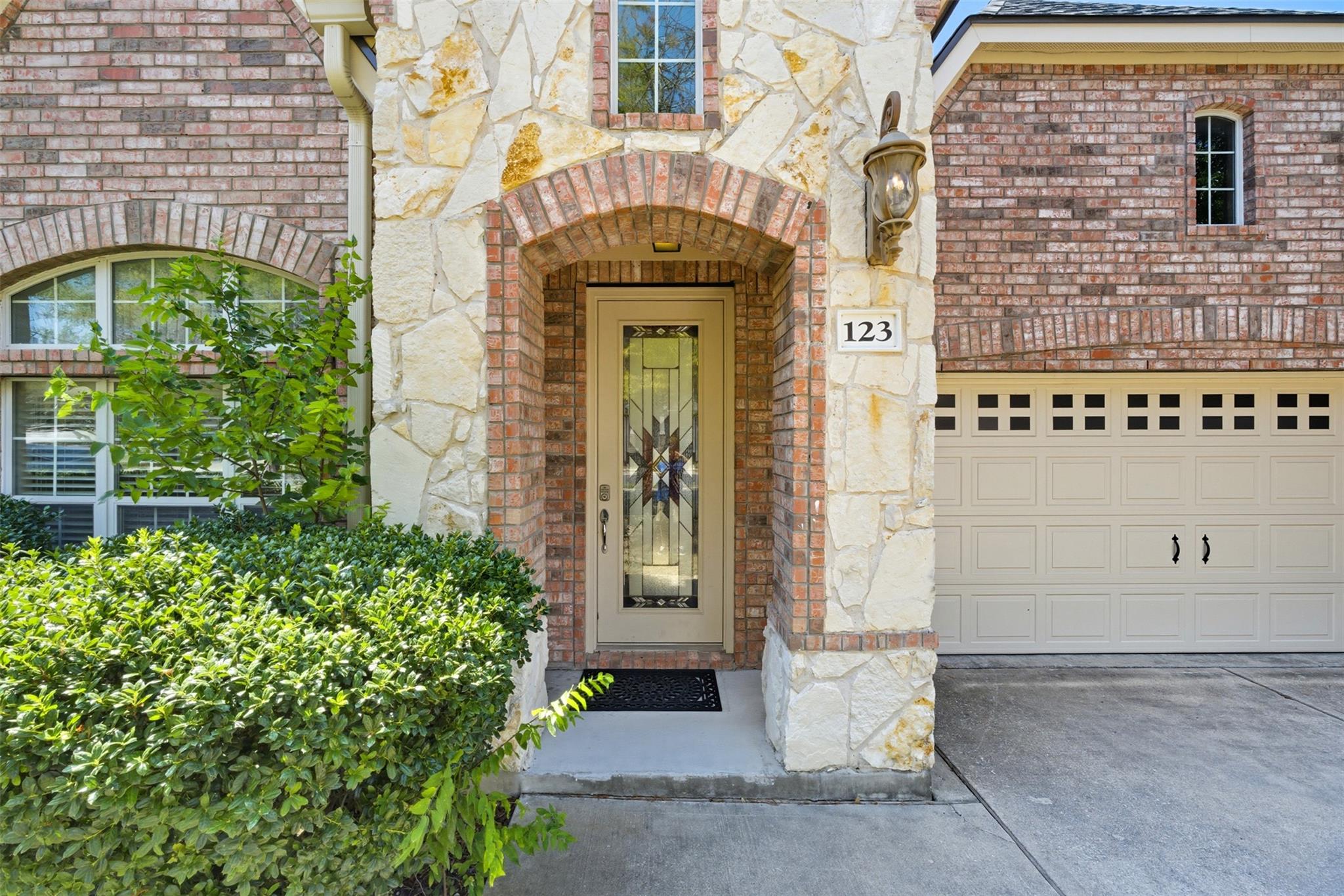 123 Justin Leonard Dr, Round Rock, TX 78664