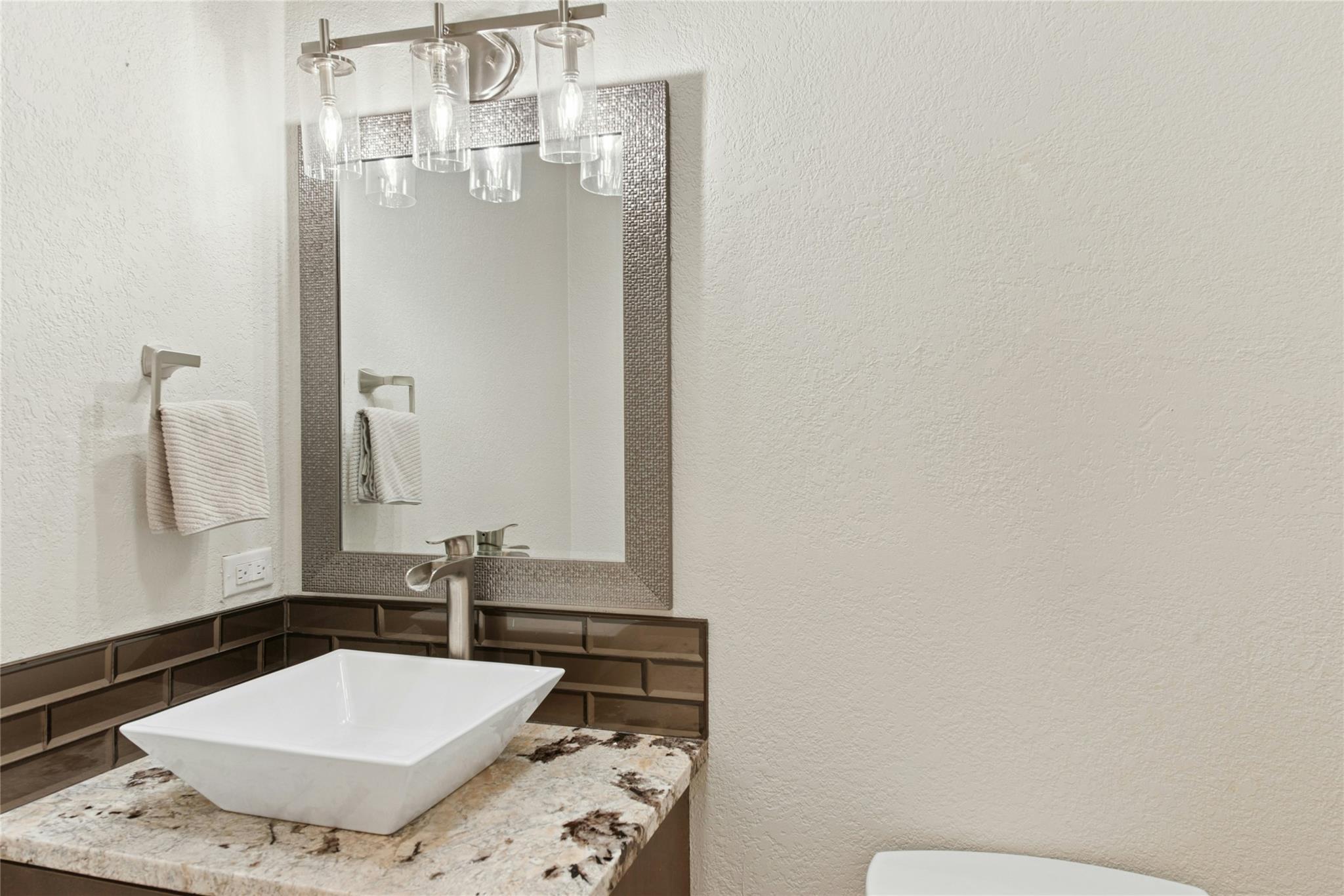 407 Olympia Fields St, Meadowlakes, TX 78654