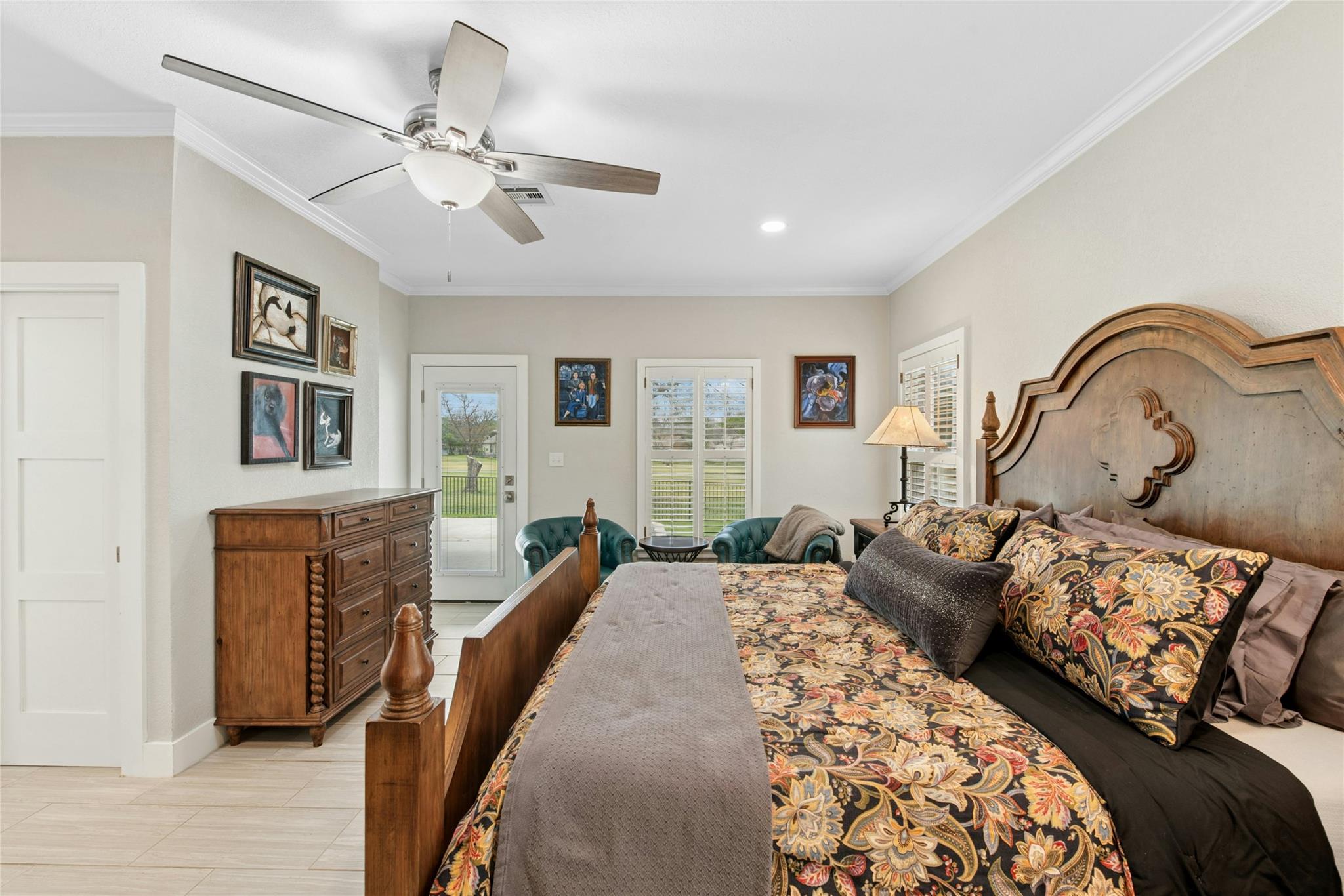 407 Olympia Fields St, Meadowlakes, TX 78654