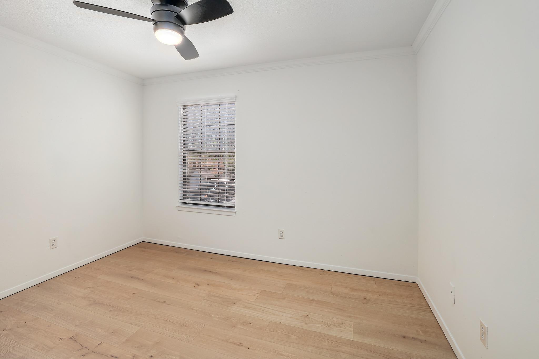 204 Northwest Dr # F, Round Rock, TX 78664