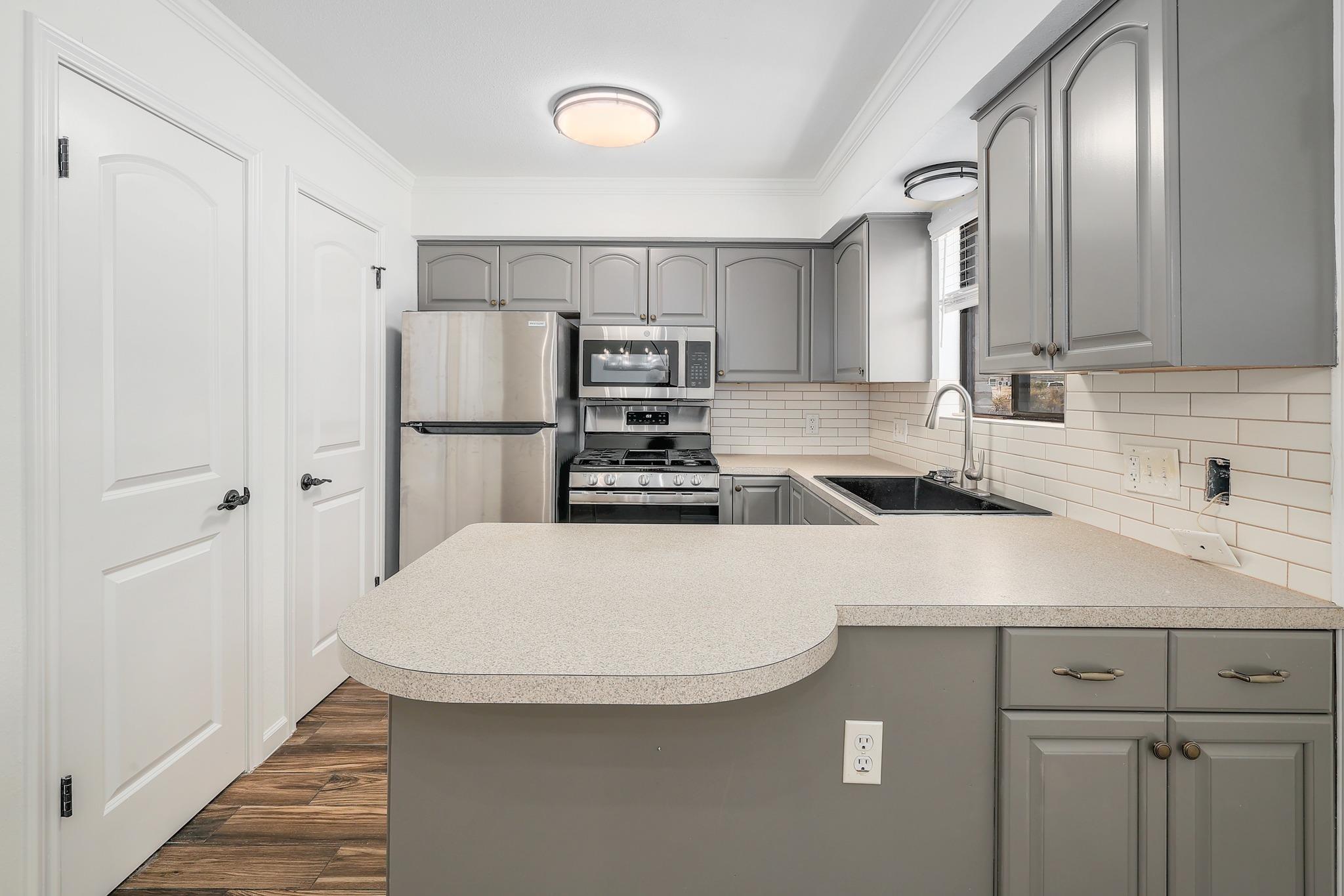 204 Northwest Dr # F, Round Rock, TX 78664