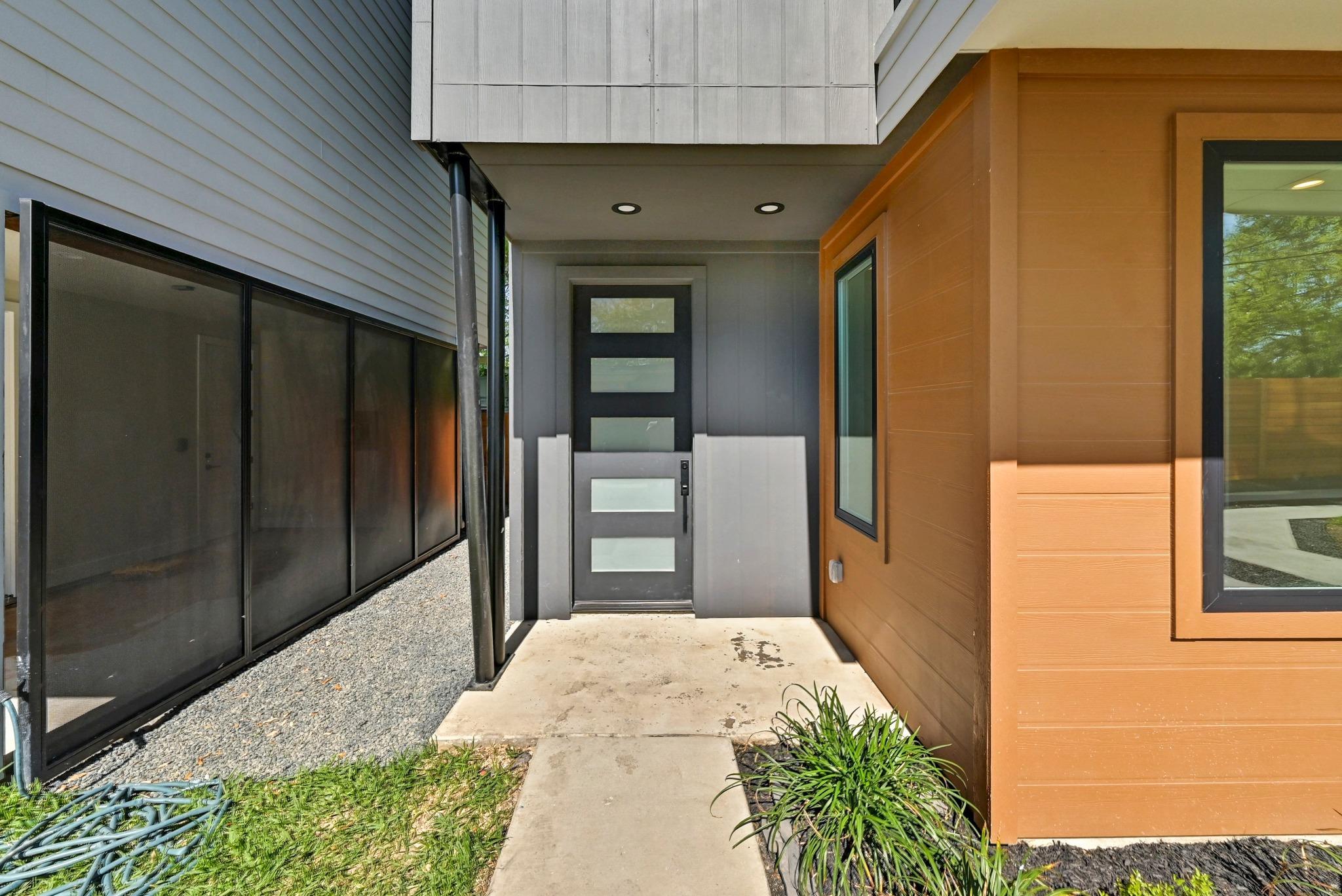 100 W Odell St # 1, Austin, TX 78752