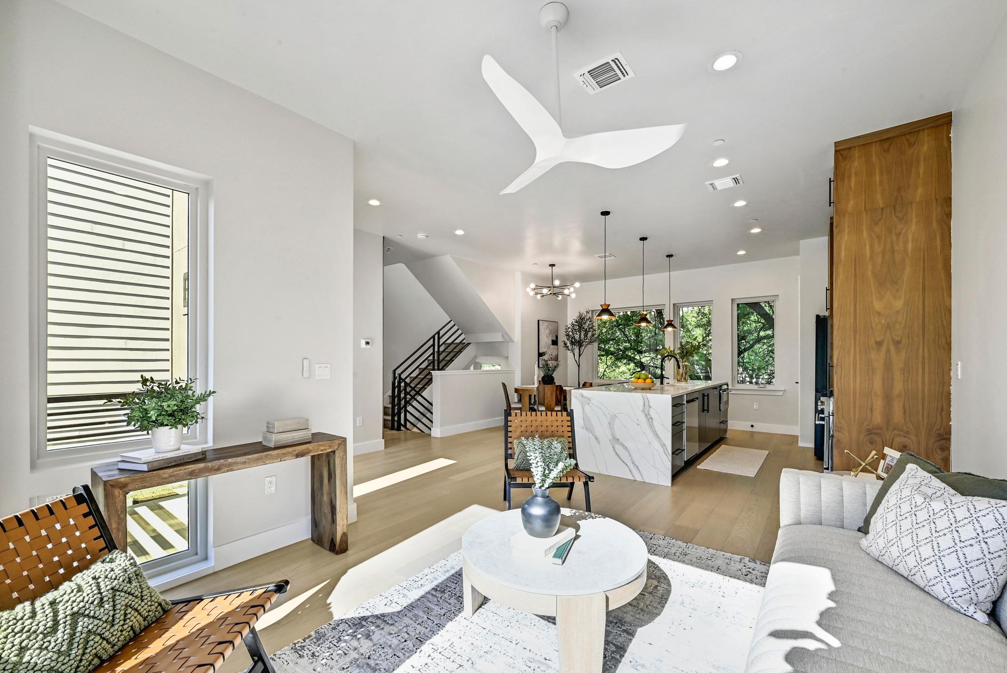 100 W Odell St # 1, Austin, TX 78752