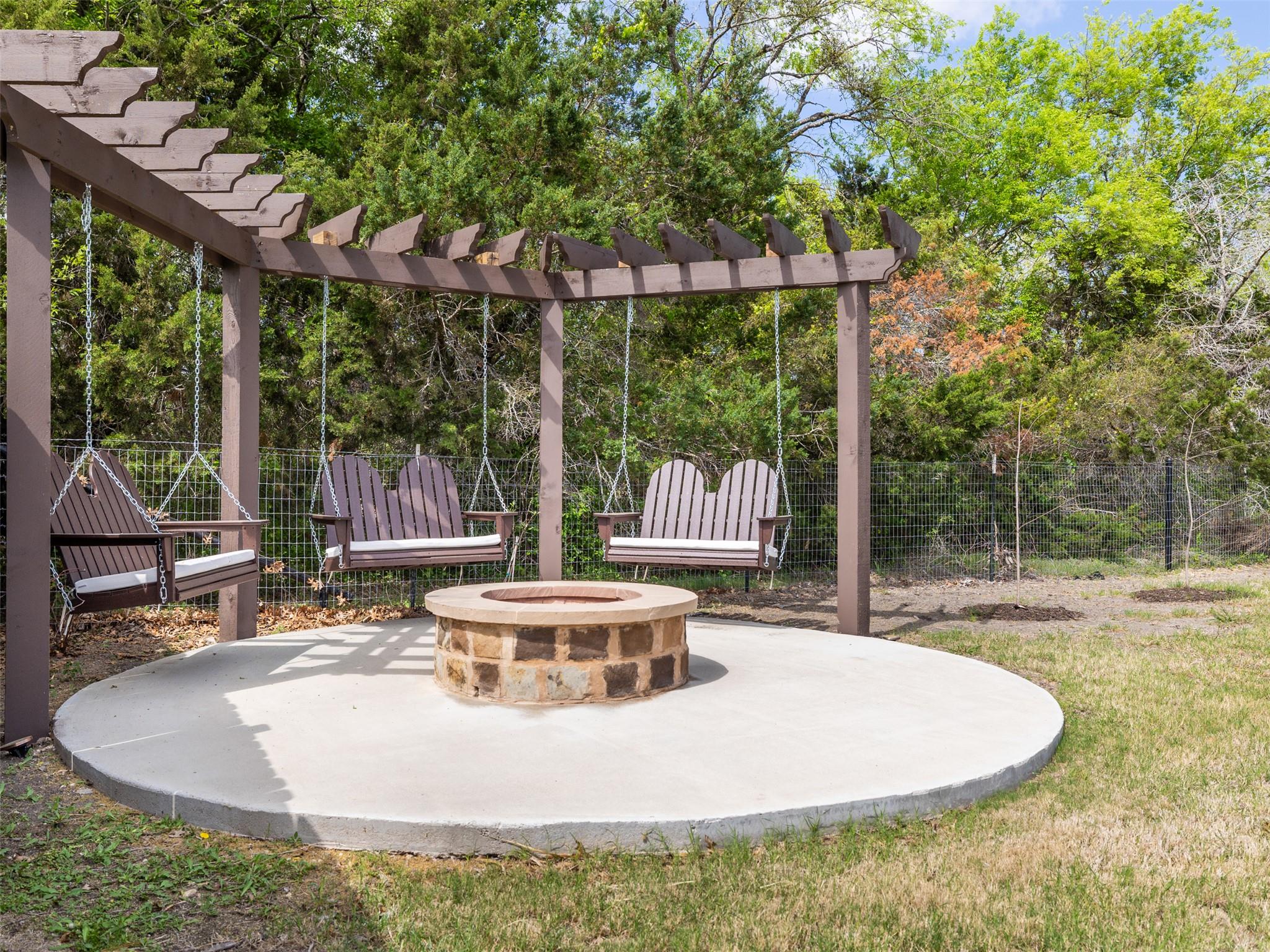 213 Angela Dr, Liberty Hill, TX 78642