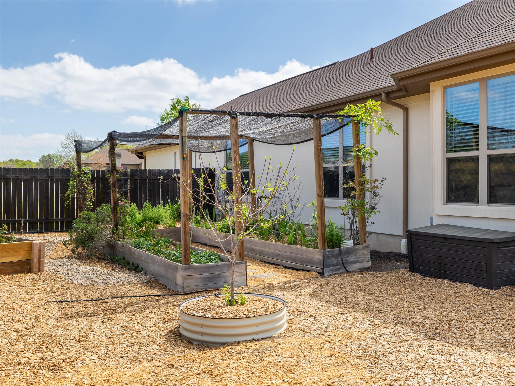 213 Angela Dr, Liberty Hill, TX 78642