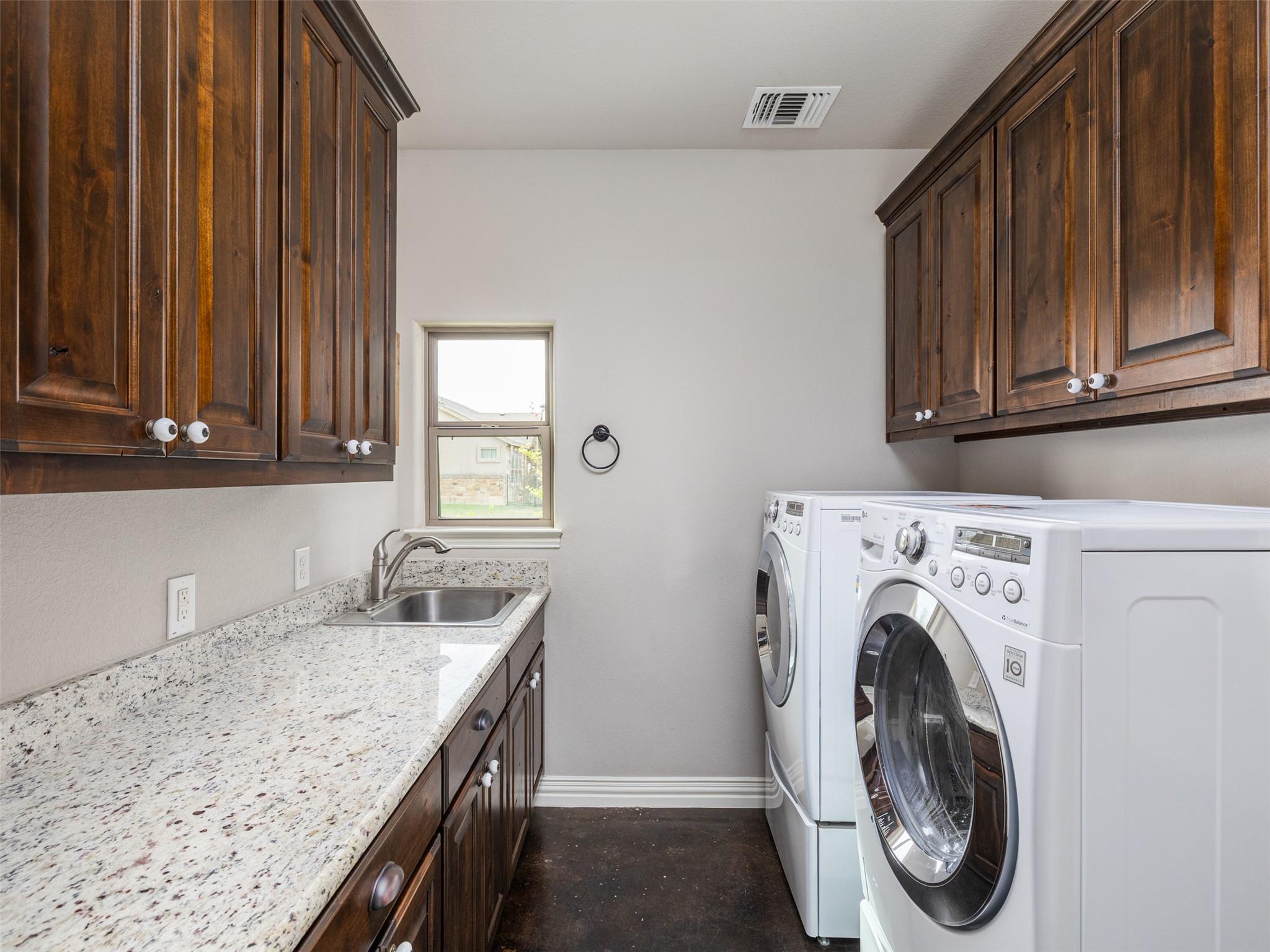 213 Angela Dr, Liberty Hill, TX 78642