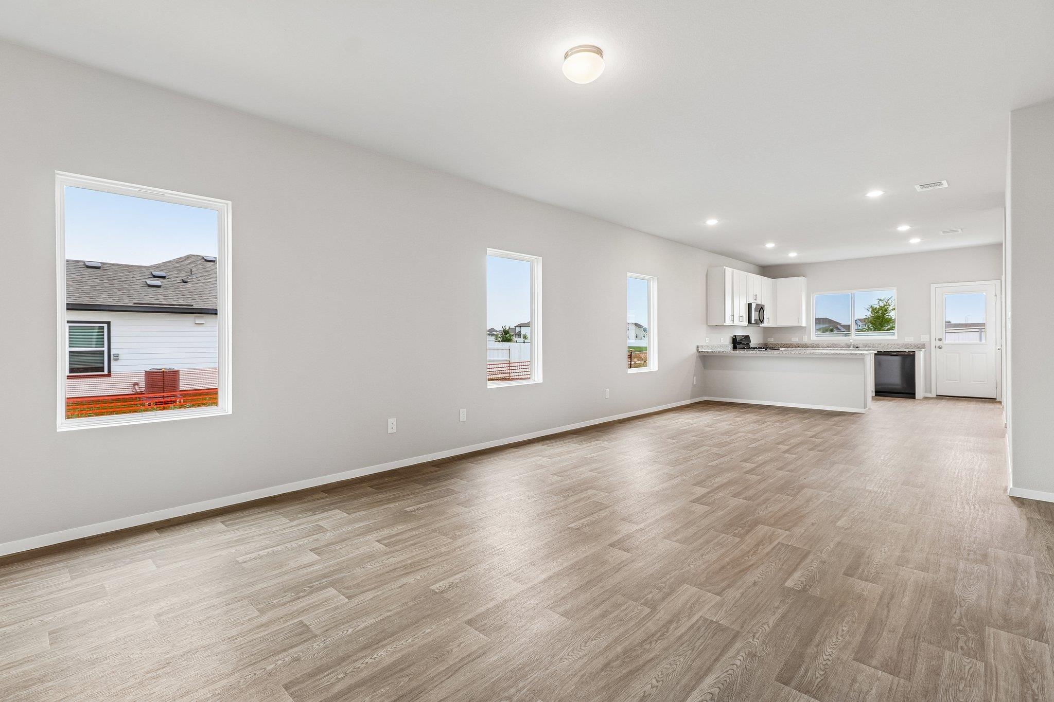 108 Bountiful Ln, Elgin, TX 78621