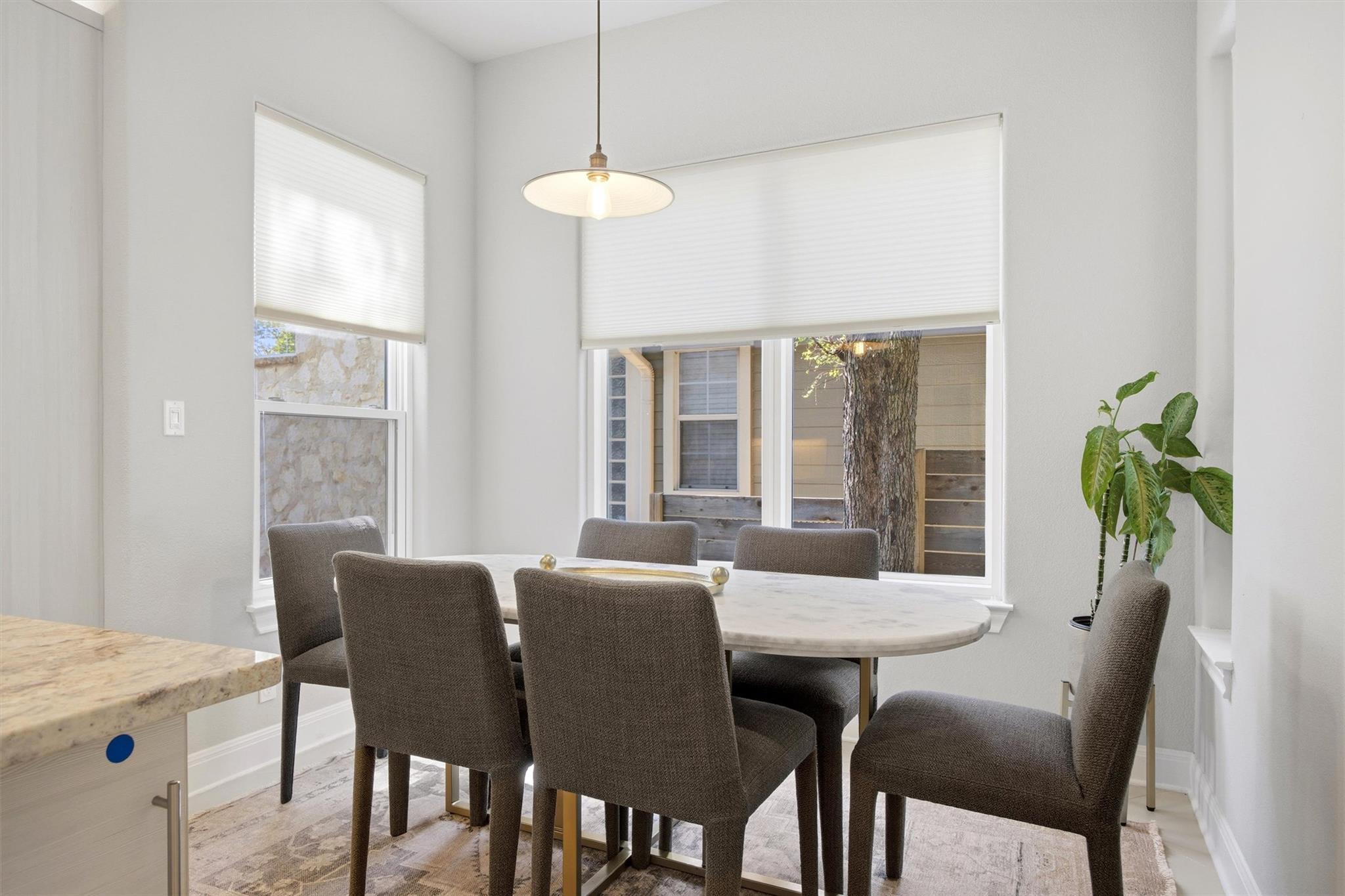 1600 W 39th 1/2 St, Austin, TX 78756